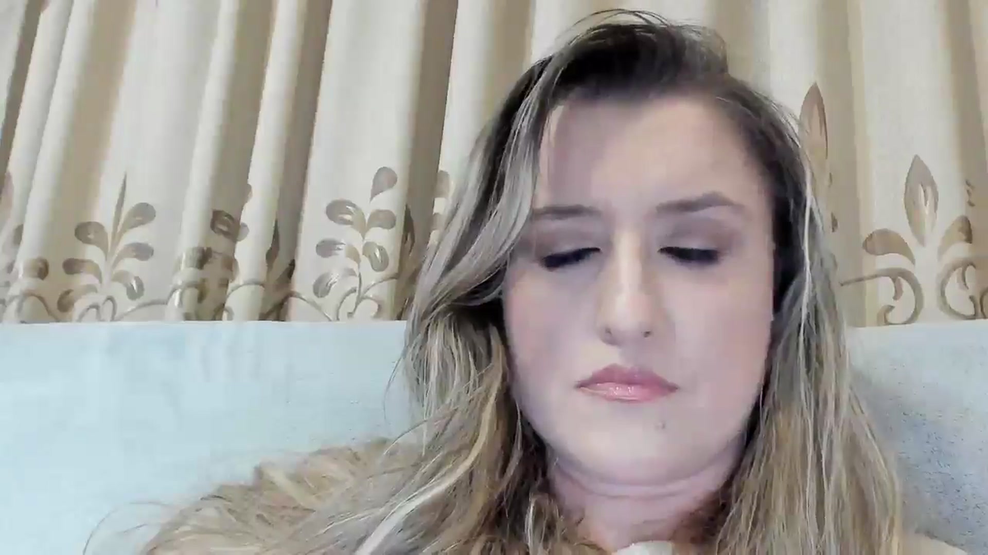 Gallery image thumbnail from BestDream's myfreecams stream on, 01/27/2026, 24:24 image 7 of 20