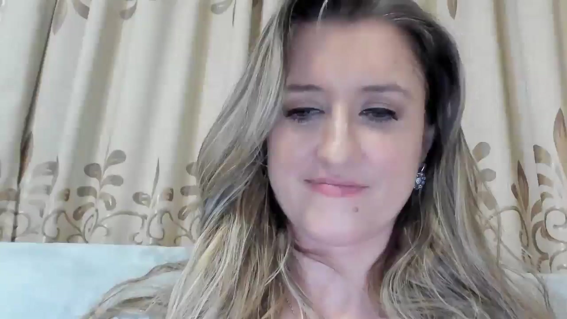 Gallery image thumbnail from BestDream's myfreecams stream on, 02/01/2026, 23:13 image 1 of 20