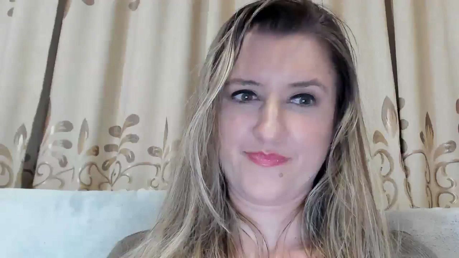 Gallery image thumbnail from BestDream's myfreecams stream on, 02/03/2026, 22:40 image 3 of 20