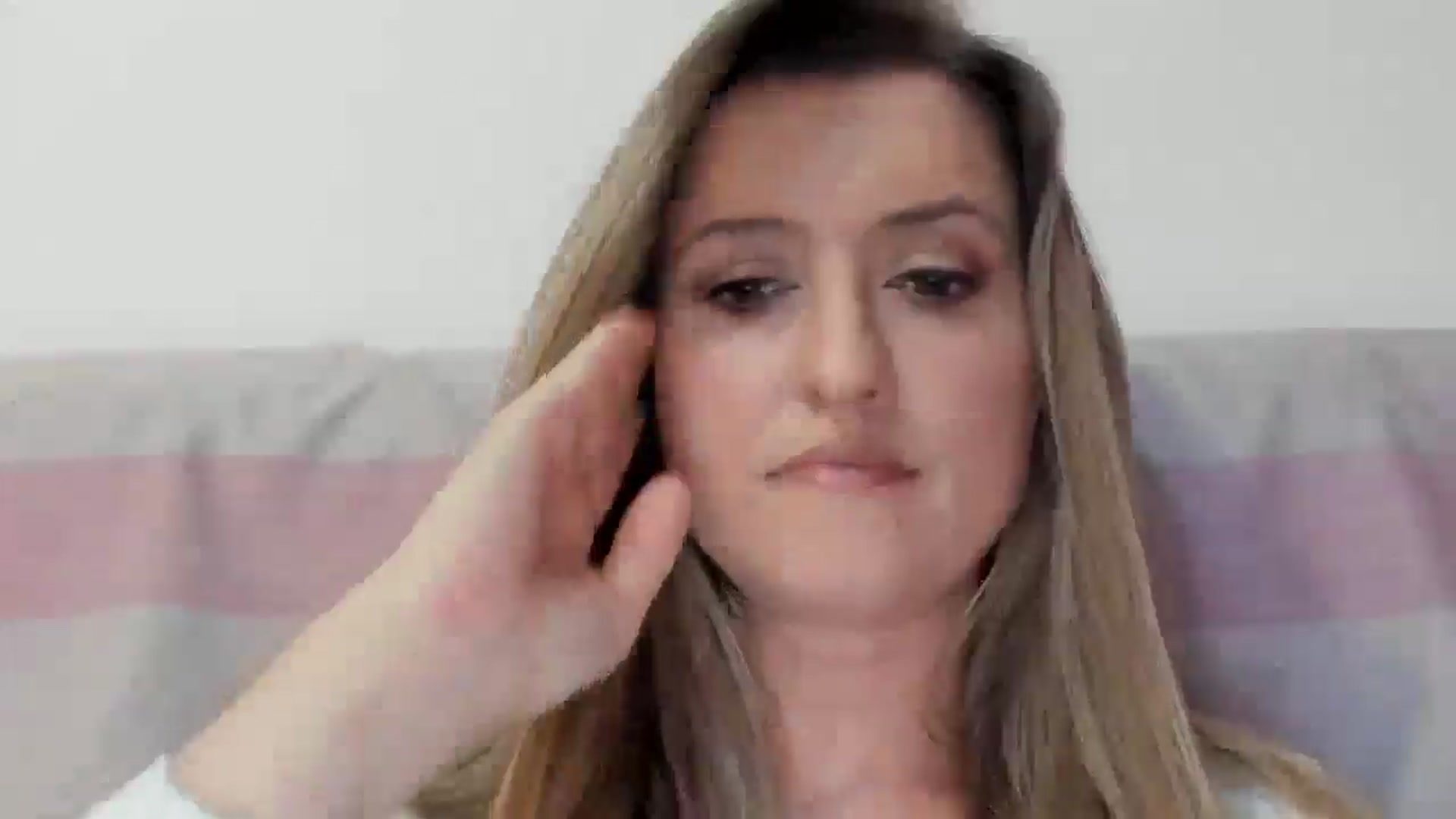 Gallery image thumbnail from BestDream's myfreecams stream on, 02/12/2026, 24:01 image 7 of 20
