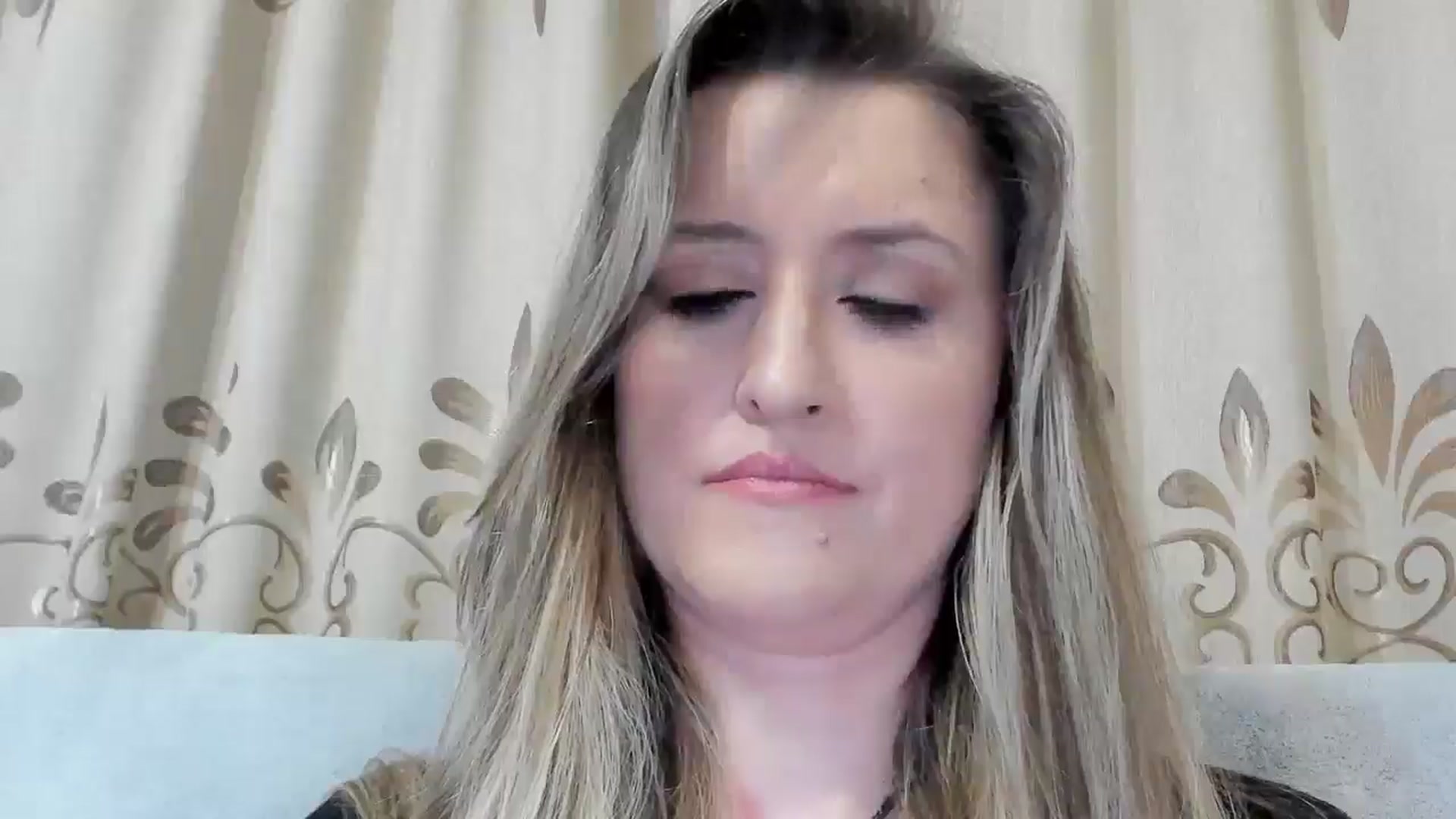Gallery image thumbnail from BestDream's myfreecams stream on, 02/14/2026, 02:09 image 5 of 20