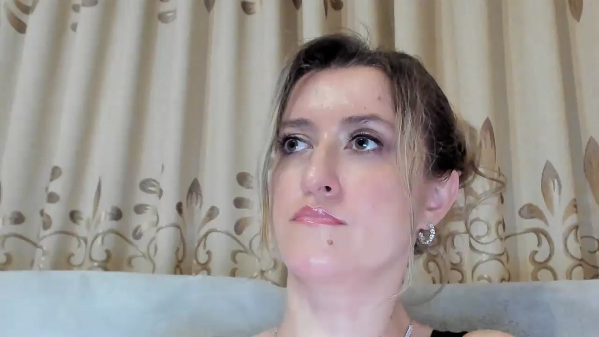 Gallery image thumbnail from BestDream's myfreecams stream on, 02/15/2026, 22:36 image 9 of 20