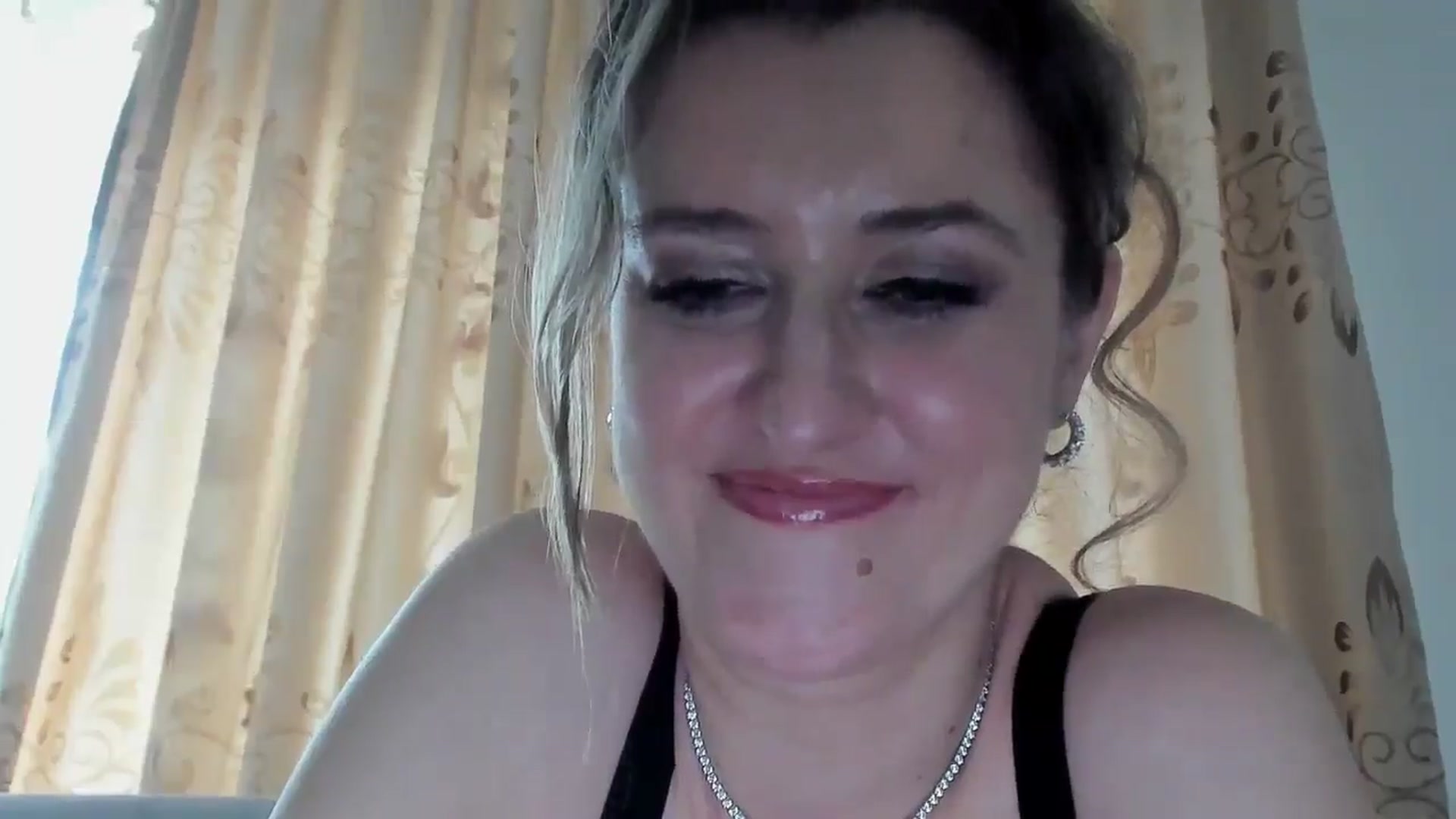 Gallery image thumbnail from BestDream's myfreecams stream on, 02/16/2026, 10:53 image 15 of 20