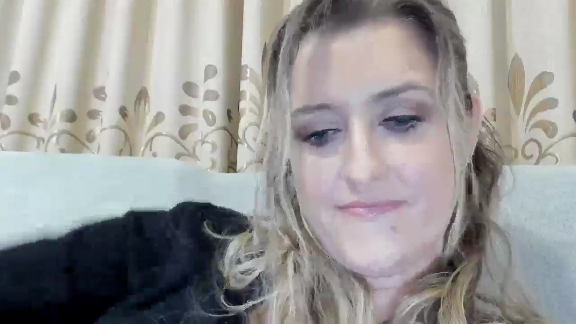 Gallery image thumbnail from BestDream's myfreecams stream on, 02/16/2026, 23:36 image 14 of 20