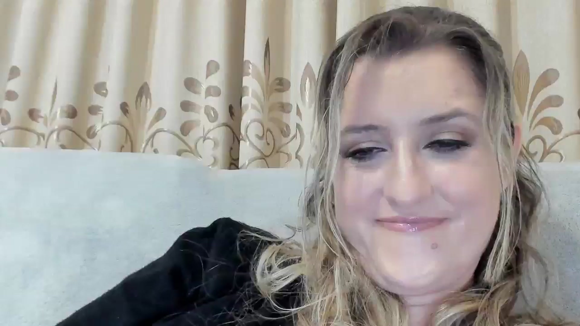 Gallery image thumbnail from BestDream's myfreecams stream on, 02/16/2026, 23:36 image 15 of 20