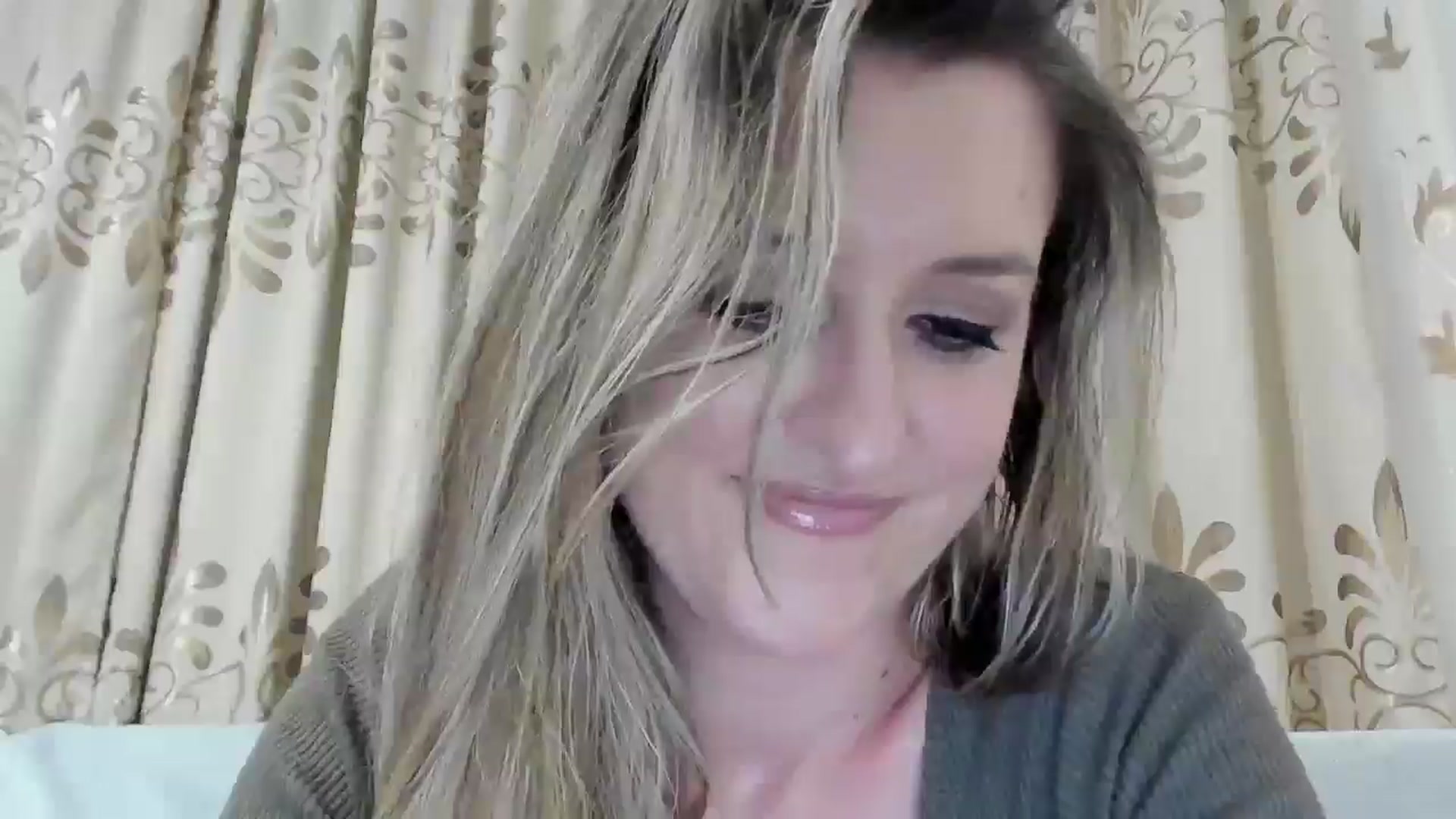 Gallery image thumbnail from BestDream's myfreecams stream on, 02/17/2026, 22:58 image 16 of 20