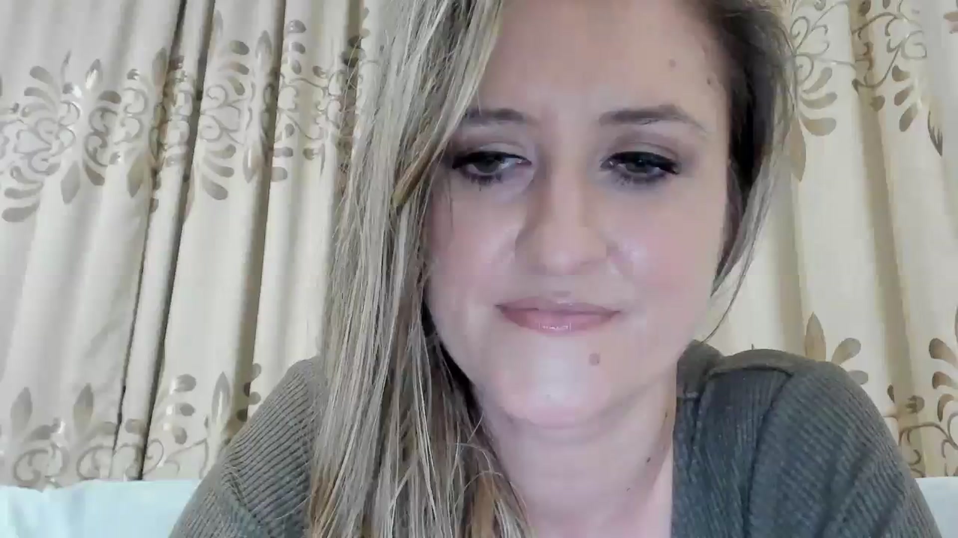 Gallery image thumbnail from BestDream's myfreecams stream on, 02/17/2026, 23:52 image 1 of 20