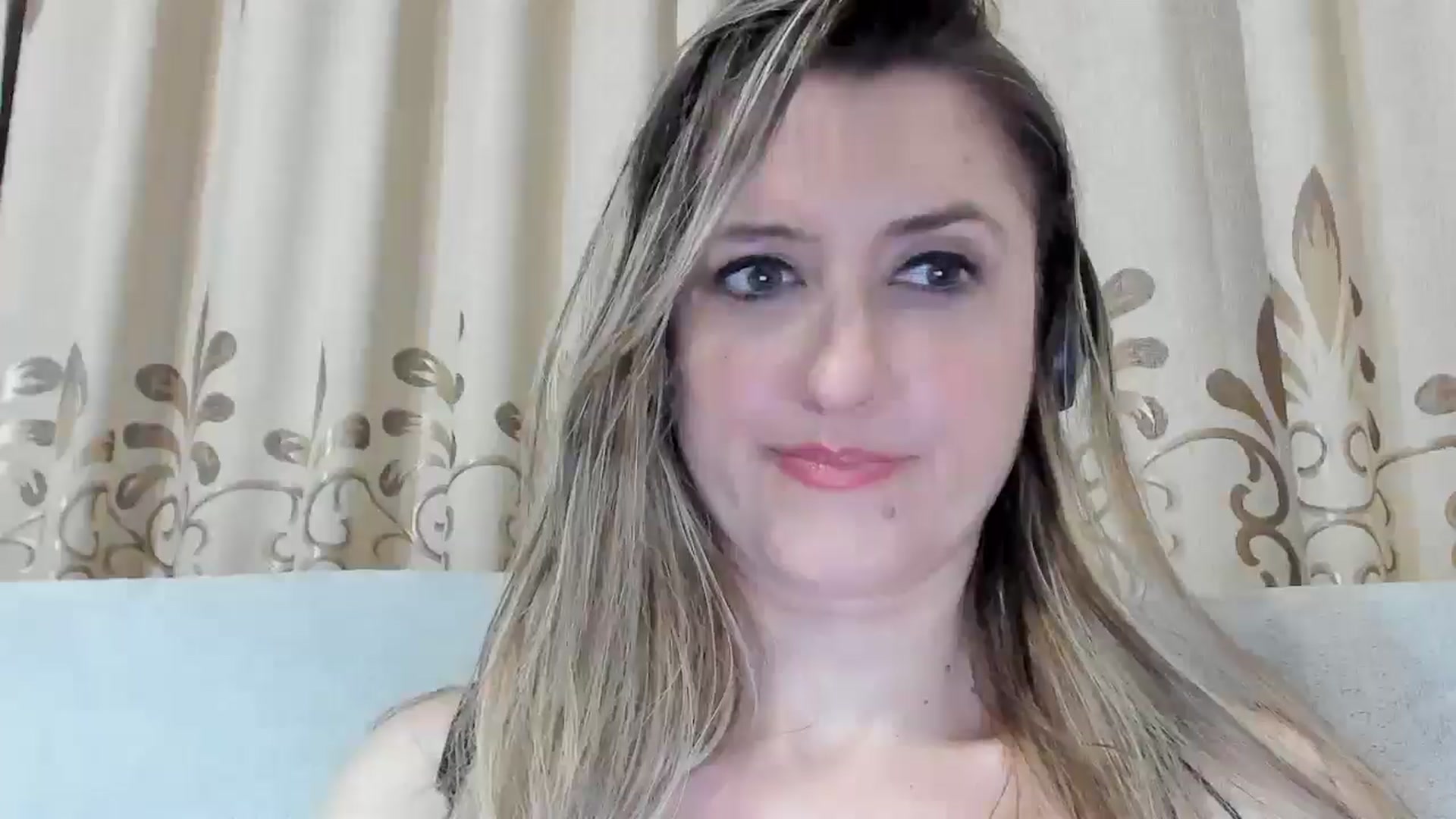 Gallery image thumbnail from BestDream's myfreecams stream on, 02/22/2026, 23:24 image 11 of 20