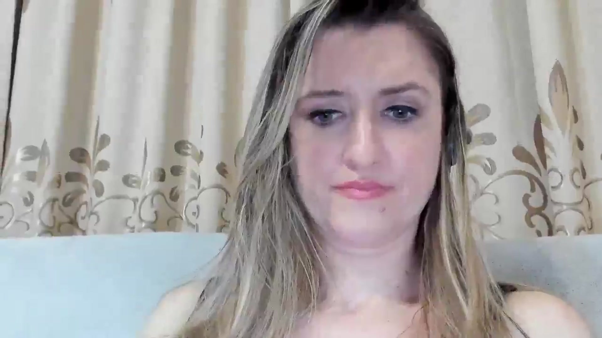 Gallery image thumbnail from BestDream's myfreecams stream on, 02/22/2026, 23:24 image 17 of 20