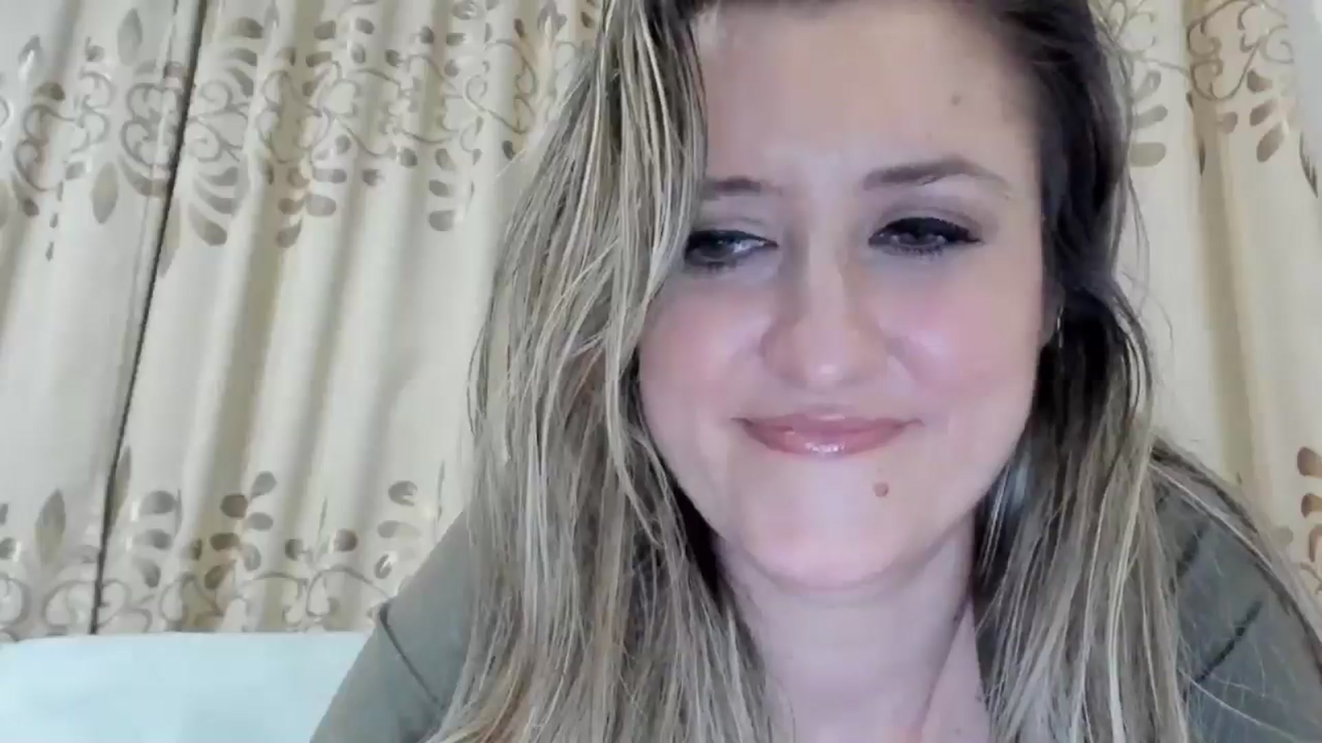 Gallery image thumbnail from BestDream's myfreecams stream on, 02/24/2026, 24:00 image 13 of 20