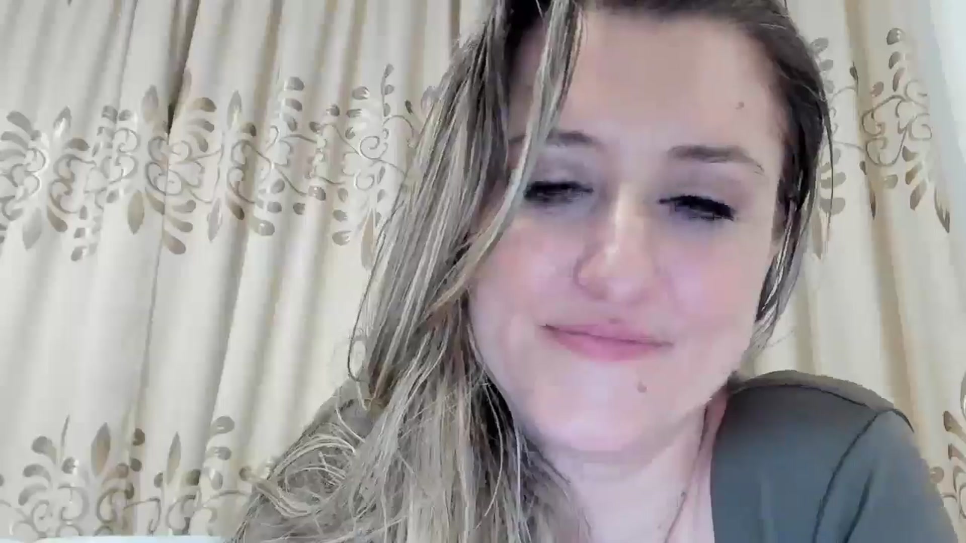 Gallery image thumbnail from BestDream's myfreecams stream on, 03/01/2026, 02:33 image 16 of 20