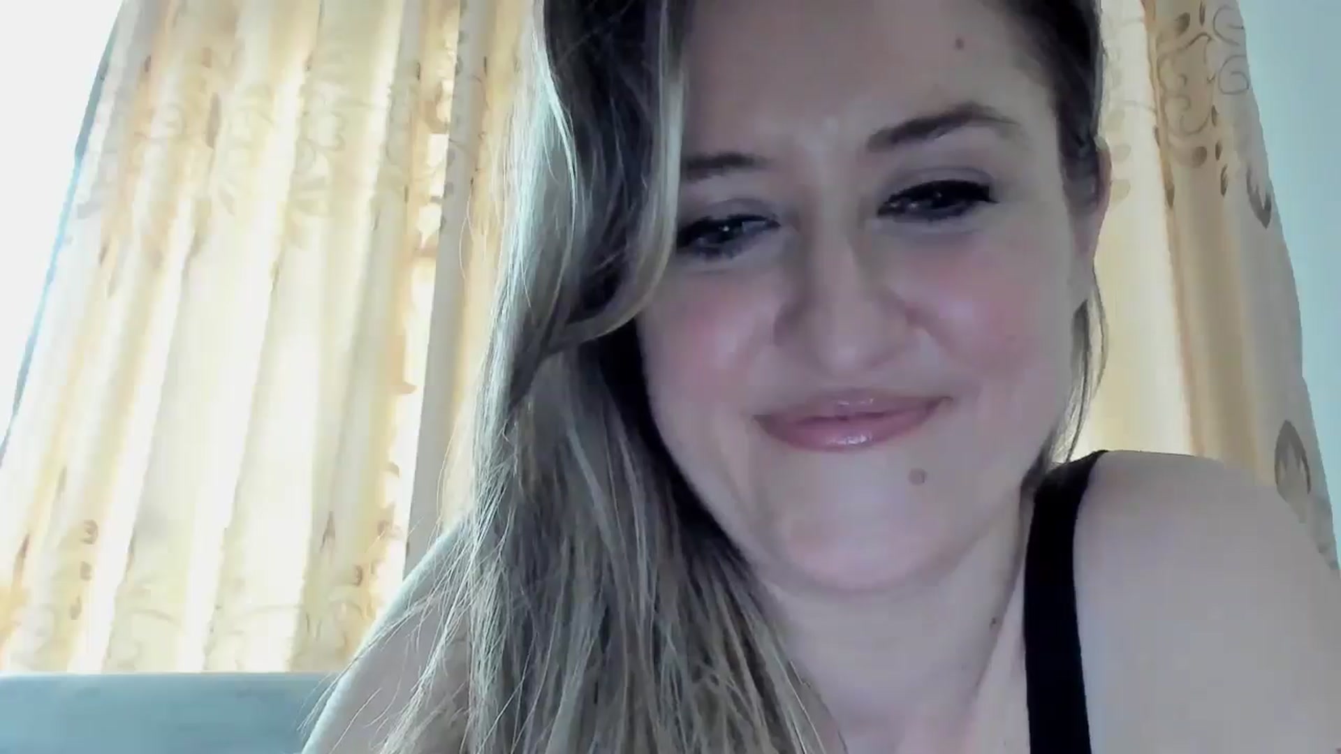 Gallery image thumbnail from BestDream's myfreecams stream on, 03/02/2026, 12:37 image 16 of 20