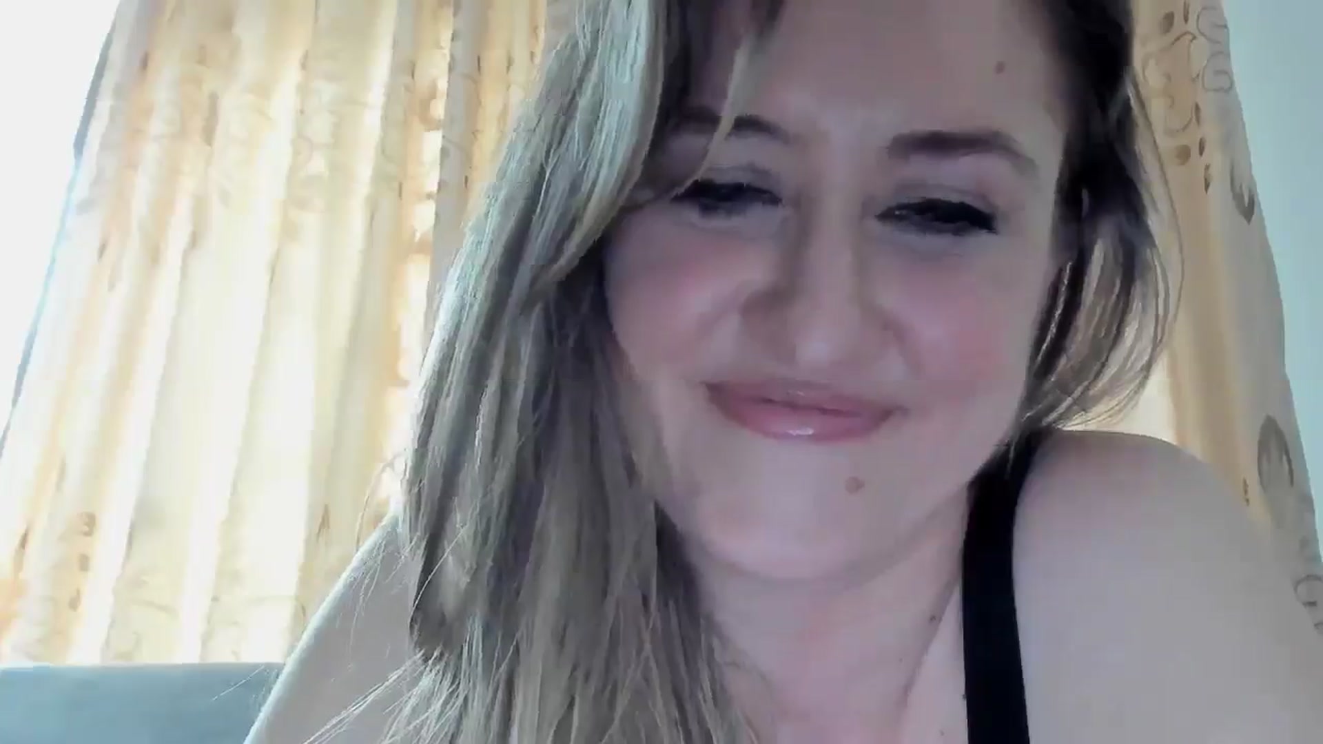 Gallery image thumbnail from BestDream's myfreecams stream on, 03/02/2026, 12:37 image 5 of 20