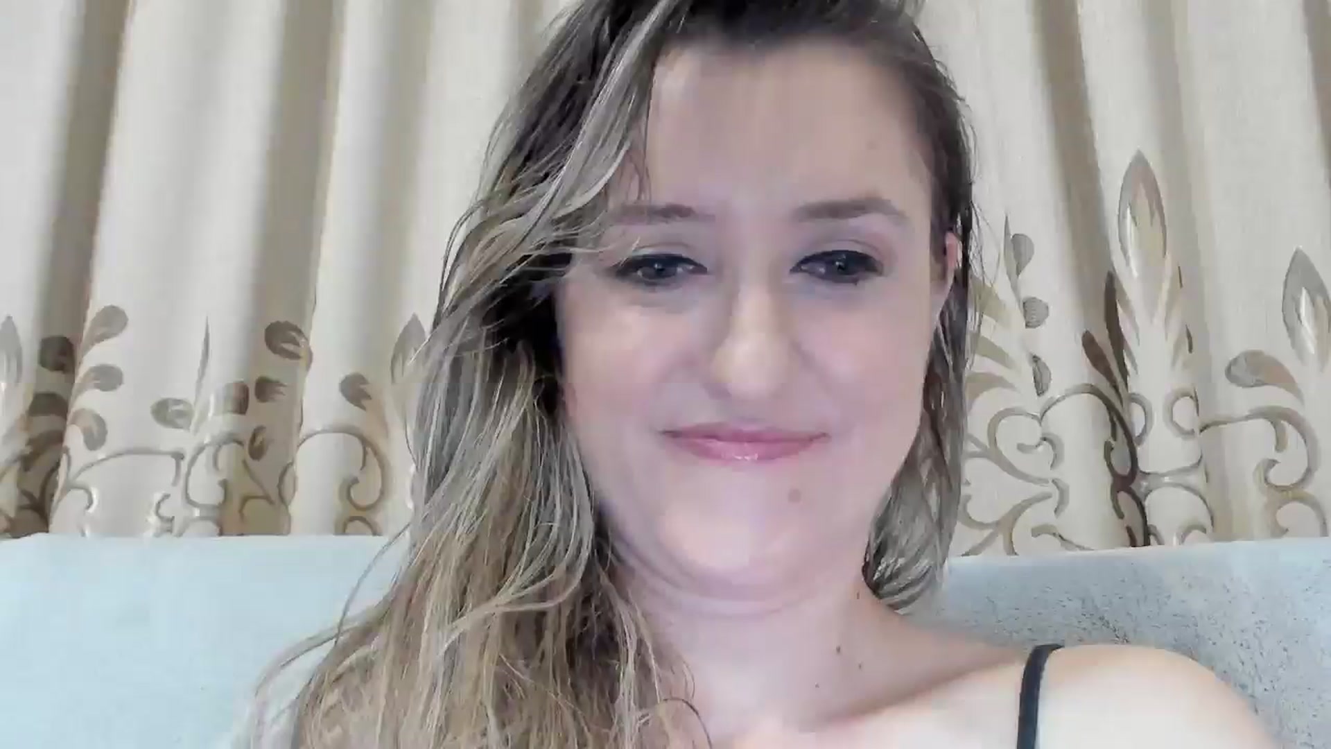 Gallery image thumbnail from BestDream's myfreecams stream on, 03/05/2026, 01:09 image 8 of 20