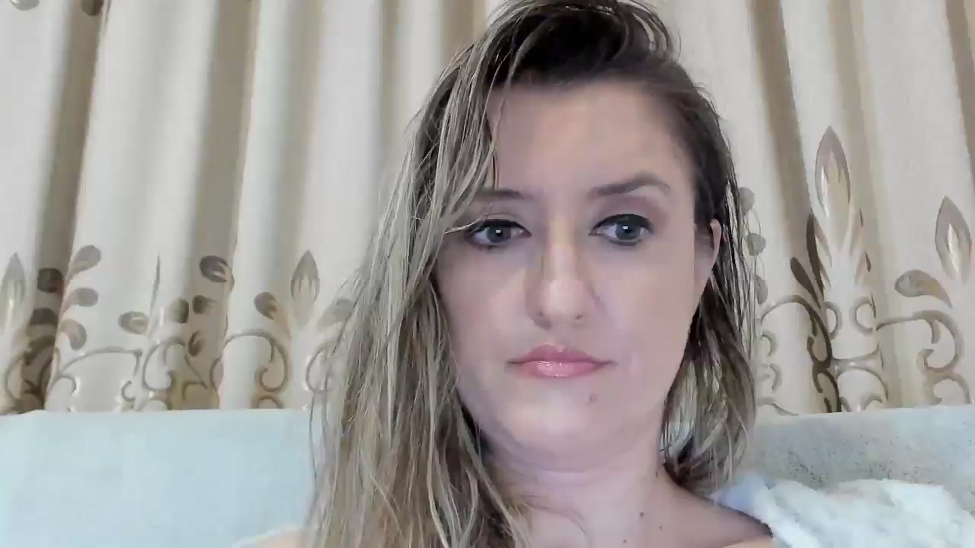 Gallery image thumbnail from BestDream's myfreecams stream on, 03/05/2026, 01:09 image 18 of 20