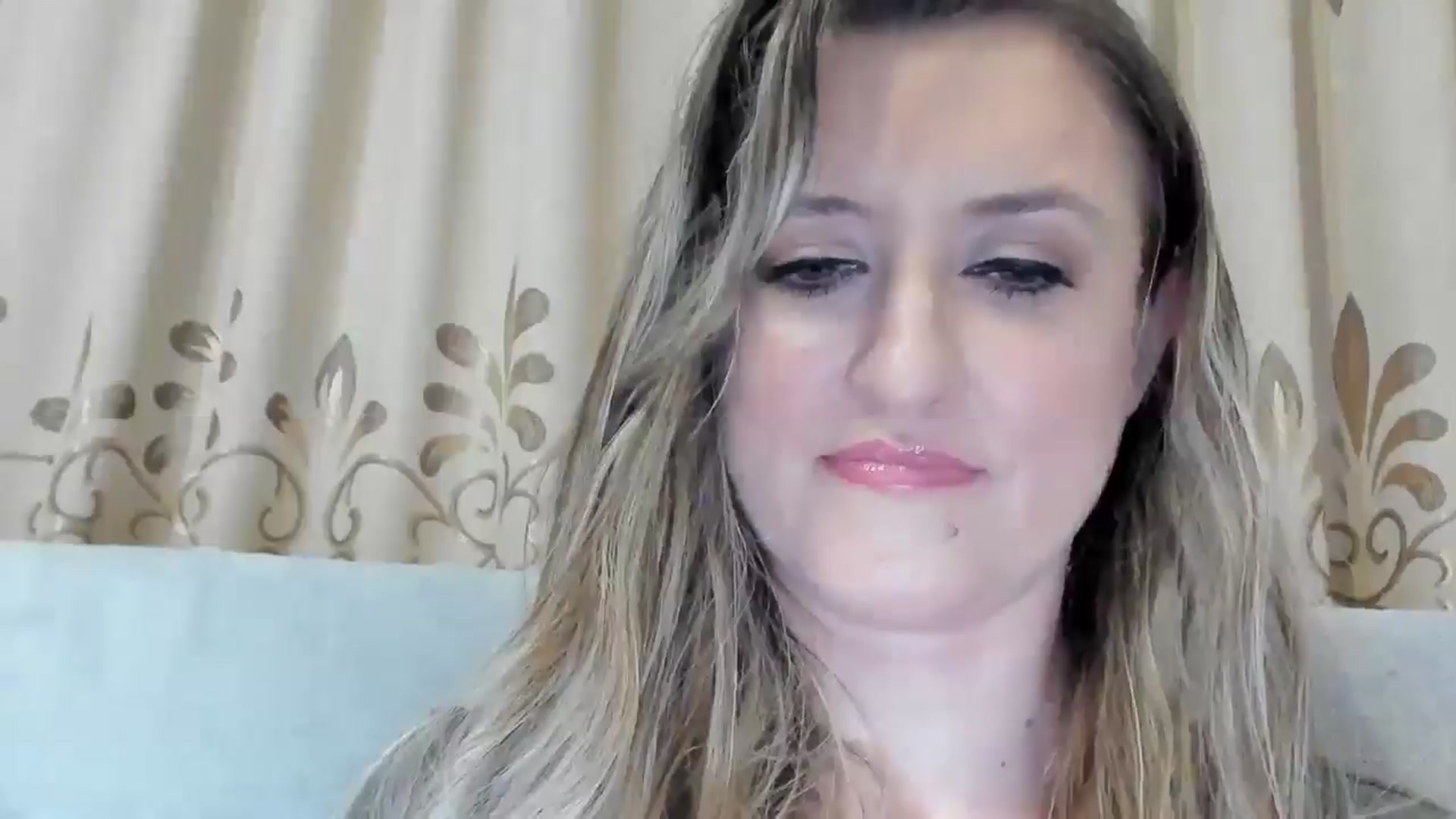 Gallery image thumbnail from BestDream's myfreecams stream on, 03/12/2026, 23:08 image 14 of 20