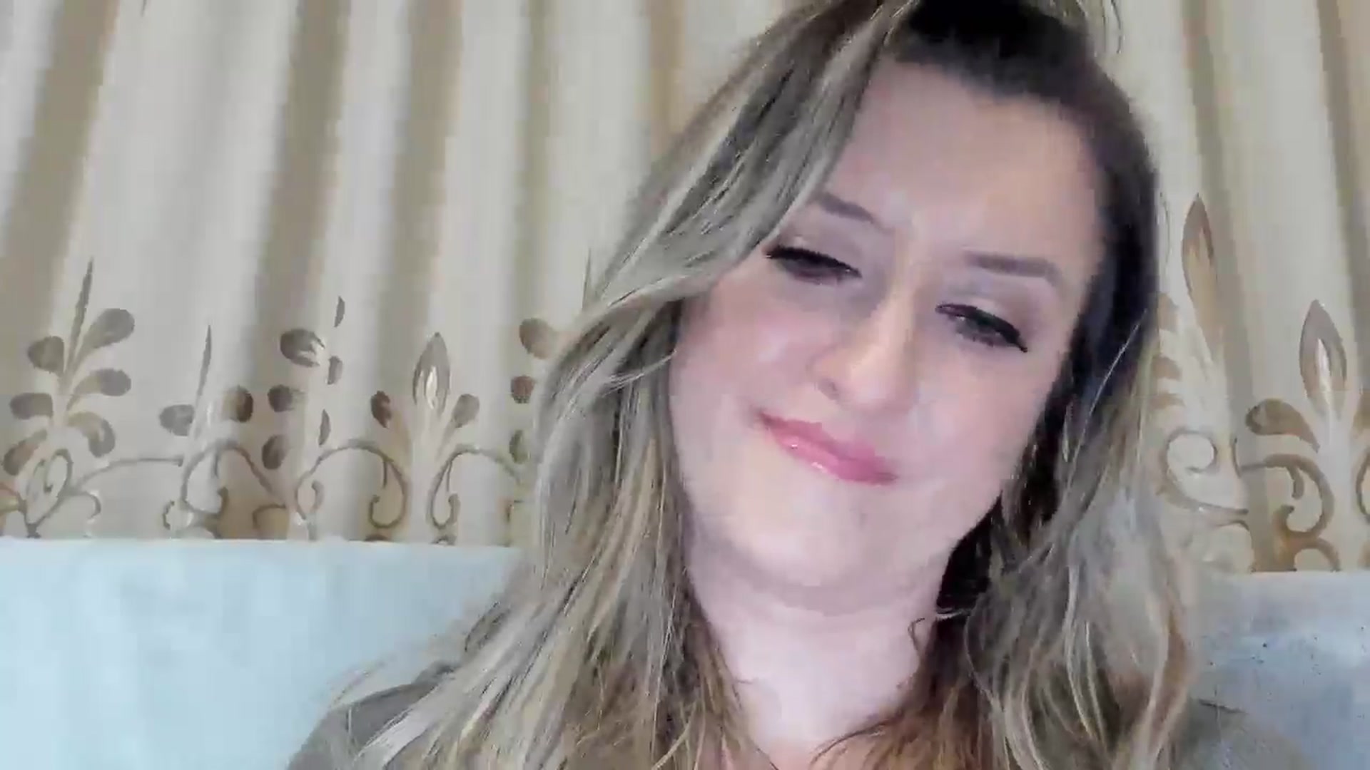 Gallery image thumbnail from BestDream's myfreecams stream on, 03/12/2026, 23:08 image 2 of 20