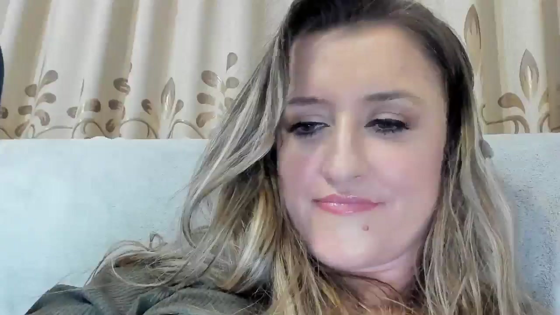 Gallery image thumbnail from BestDream's myfreecams stream on, 03/13/2026, 24:25 image 8 of 20