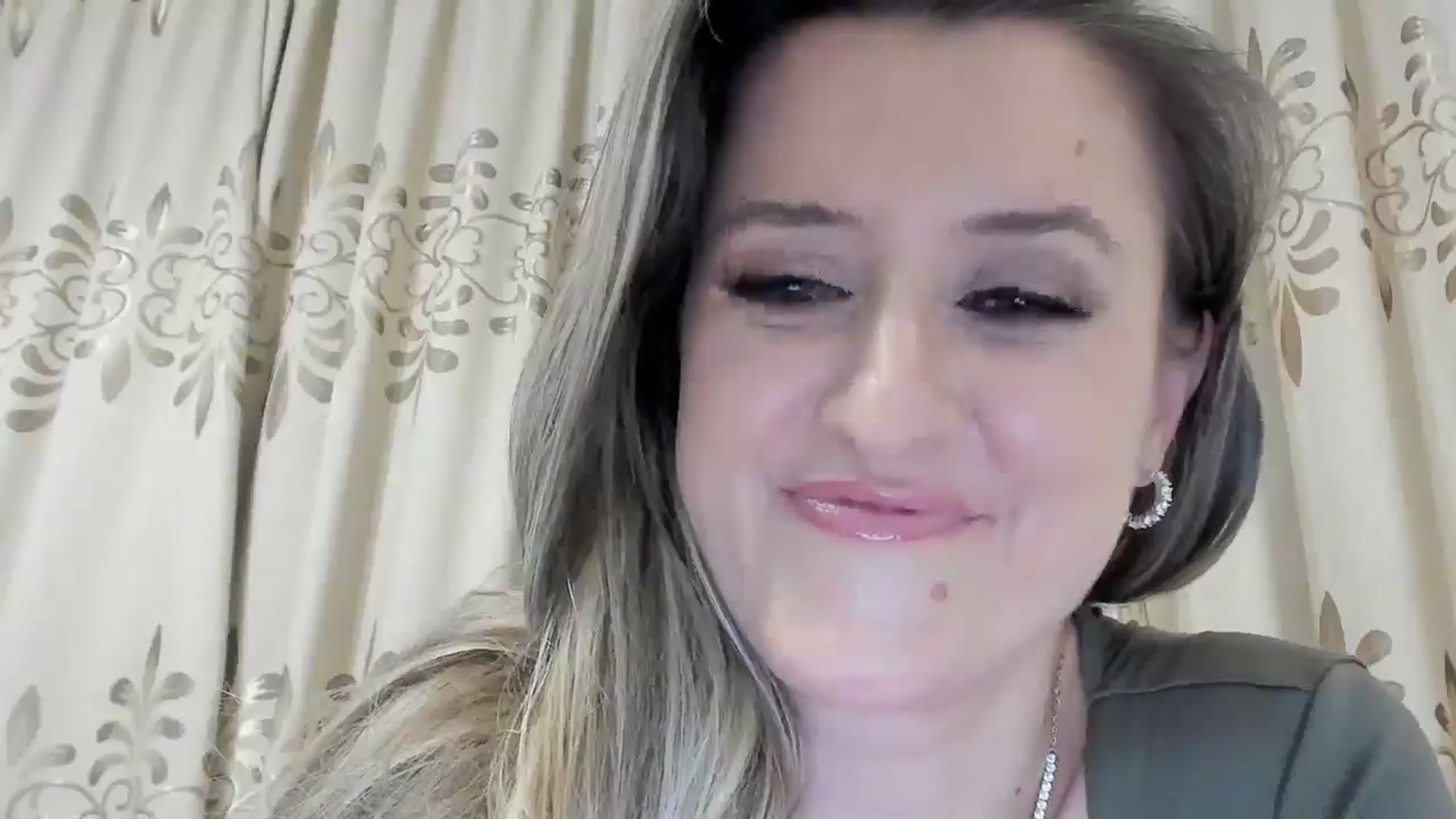 Gallery image thumbnail from BestDream's myfreecams stream on, 03/14/2026, 22:02 image 17 of 20