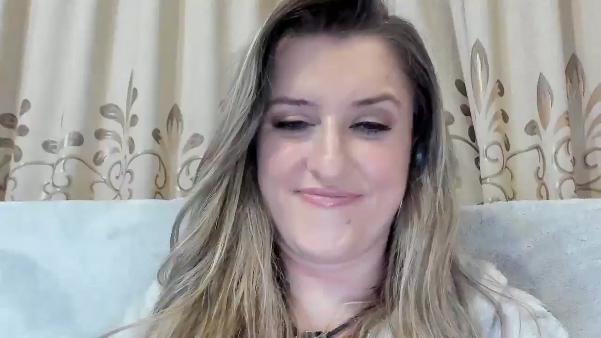 Gallery image thumbnail from BestDream's myfreecams stream on, 03/15/2026, 23:42 image 18 of 20