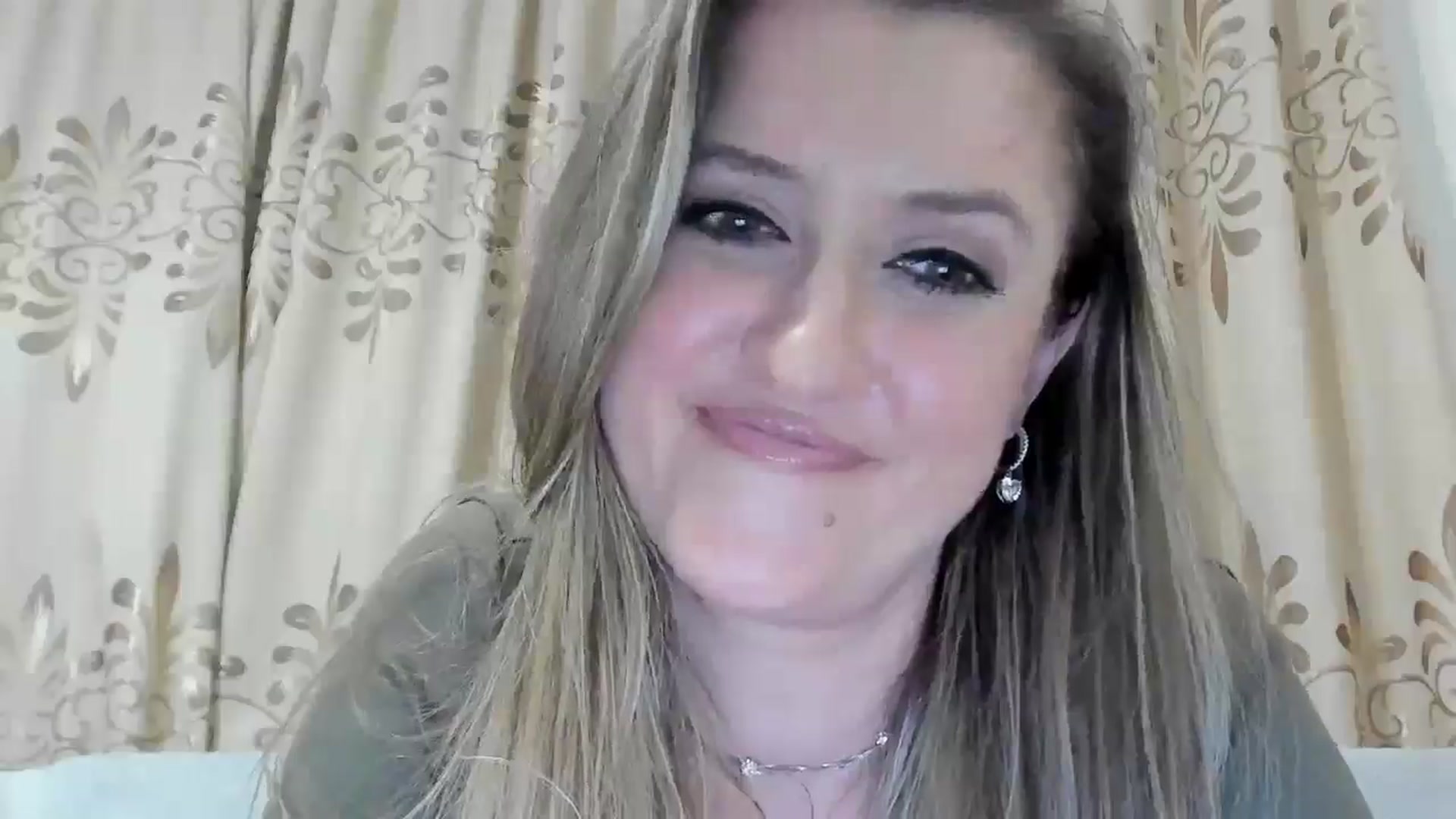 Gallery image thumbnail from BestDream's myfreecams stream on, 03/20/2026, 22:53 image 13 of 20