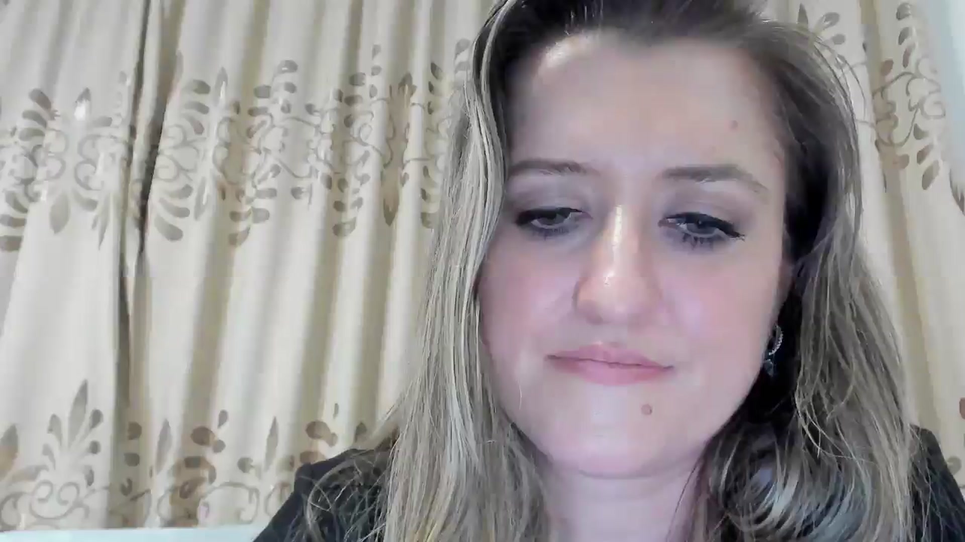 Gallery image thumbnail from BestDream's myfreecams stream on, 03/21/2026, 23:50 image 8 of 20