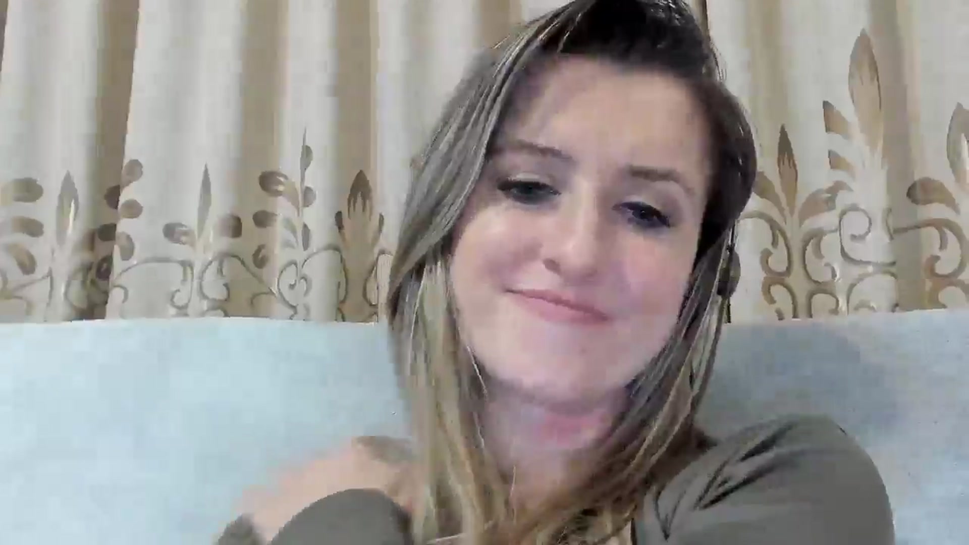 Gallery image thumbnail from BestDream's myfreecams stream on, 03/23/2026, 01:52 image 5 of 20