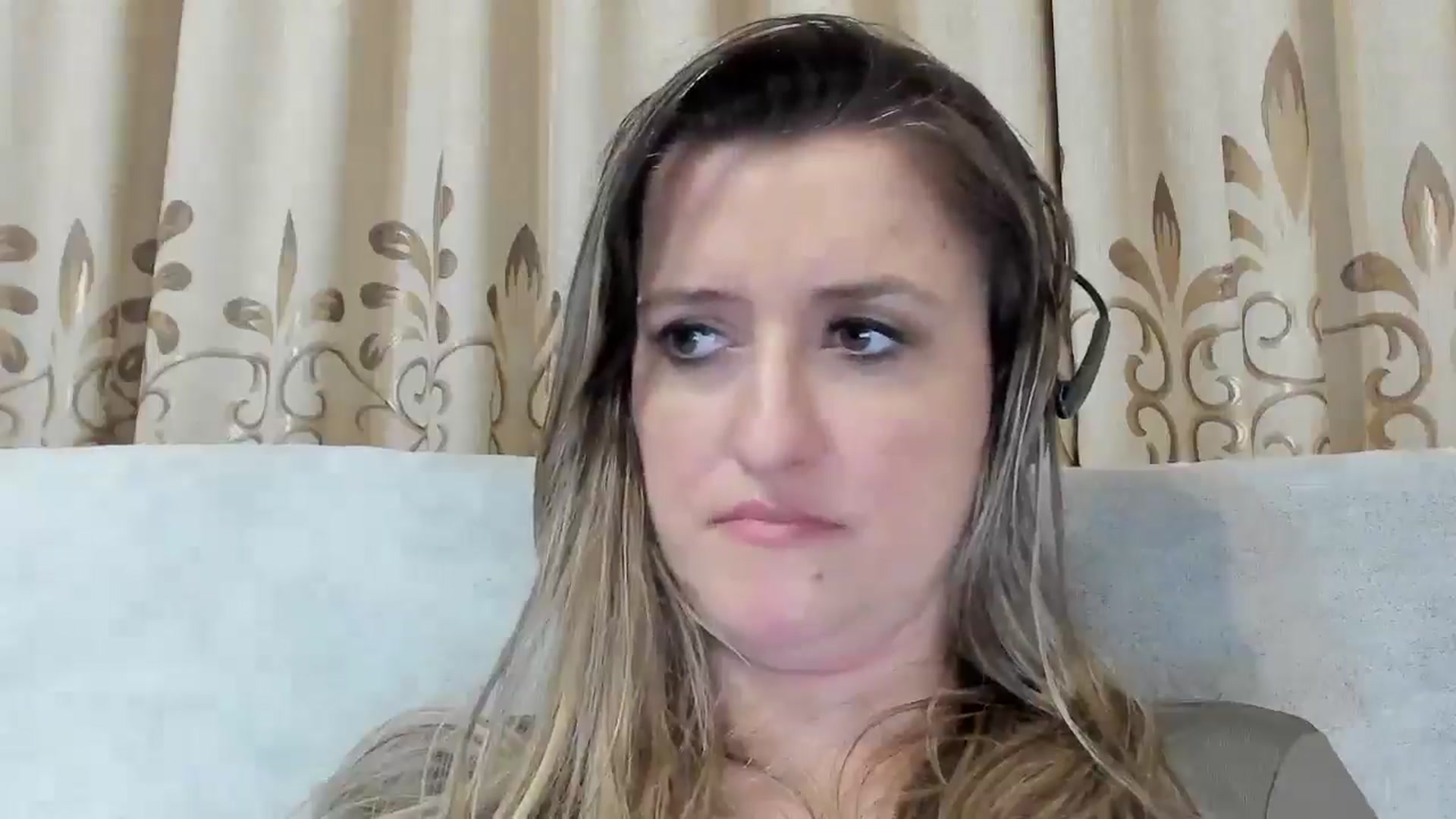 Gallery image thumbnail from BestDream's myfreecams stream on, 03/23/2026, 01:52 image 18 of 20