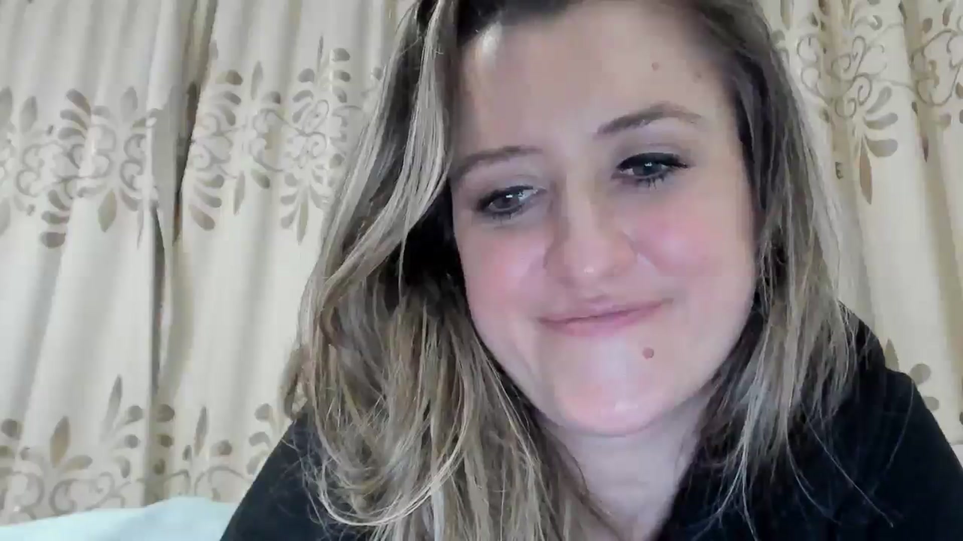 Gallery image thumbnail from BestDream's myfreecams stream on, 03/24/2026, 23:27 image 19 of 20