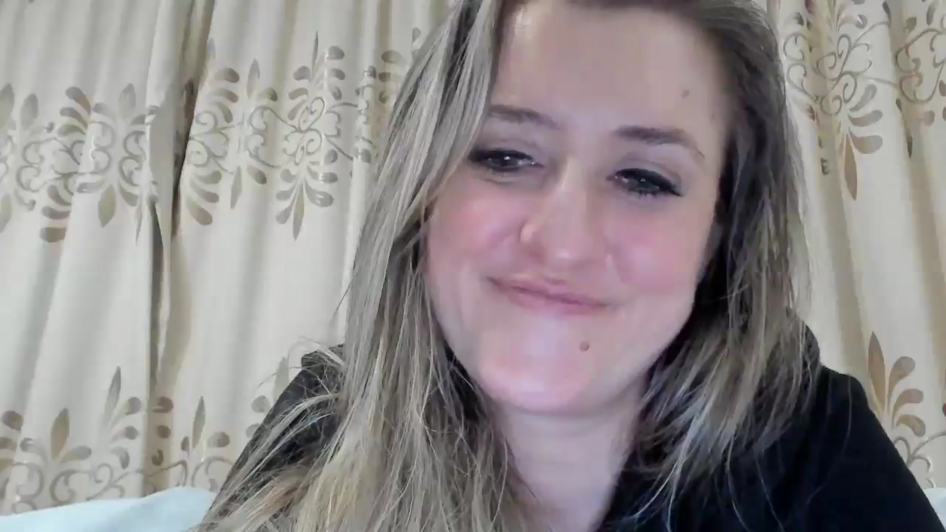 Gallery image thumbnail from BestDream's myfreecams stream on, 03/24/2026, 23:27 image 17 of 20