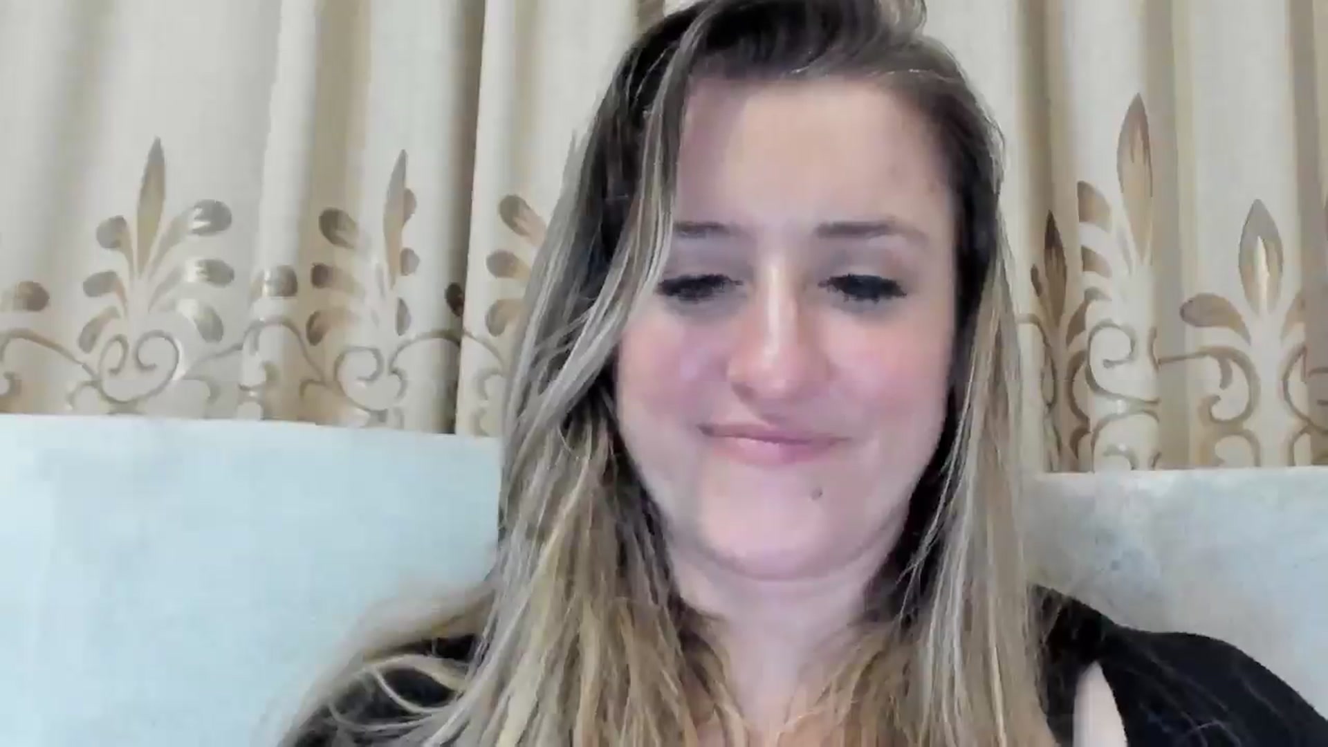 Gallery image thumbnail from BestDream's myfreecams stream on, 03/25/2026, 03:03 image 14 of 20