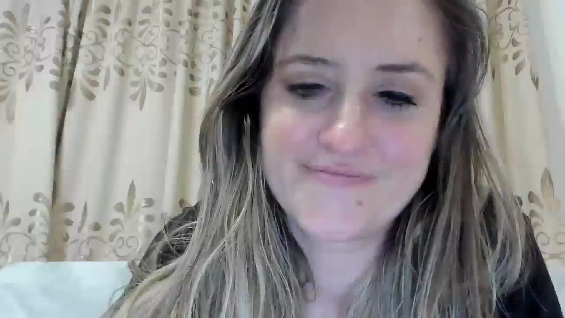 Gallery image thumbnail from BestDream's myfreecams stream on, 03/25/2026, 03:03 image 1 of 20