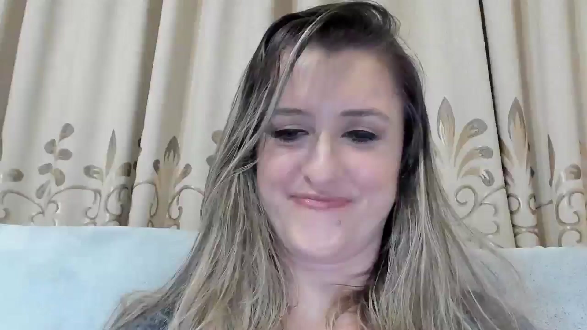 Gallery image thumbnail from BestDream's myfreecams stream on, 03/25/2026, 23:26 image 14 of 20