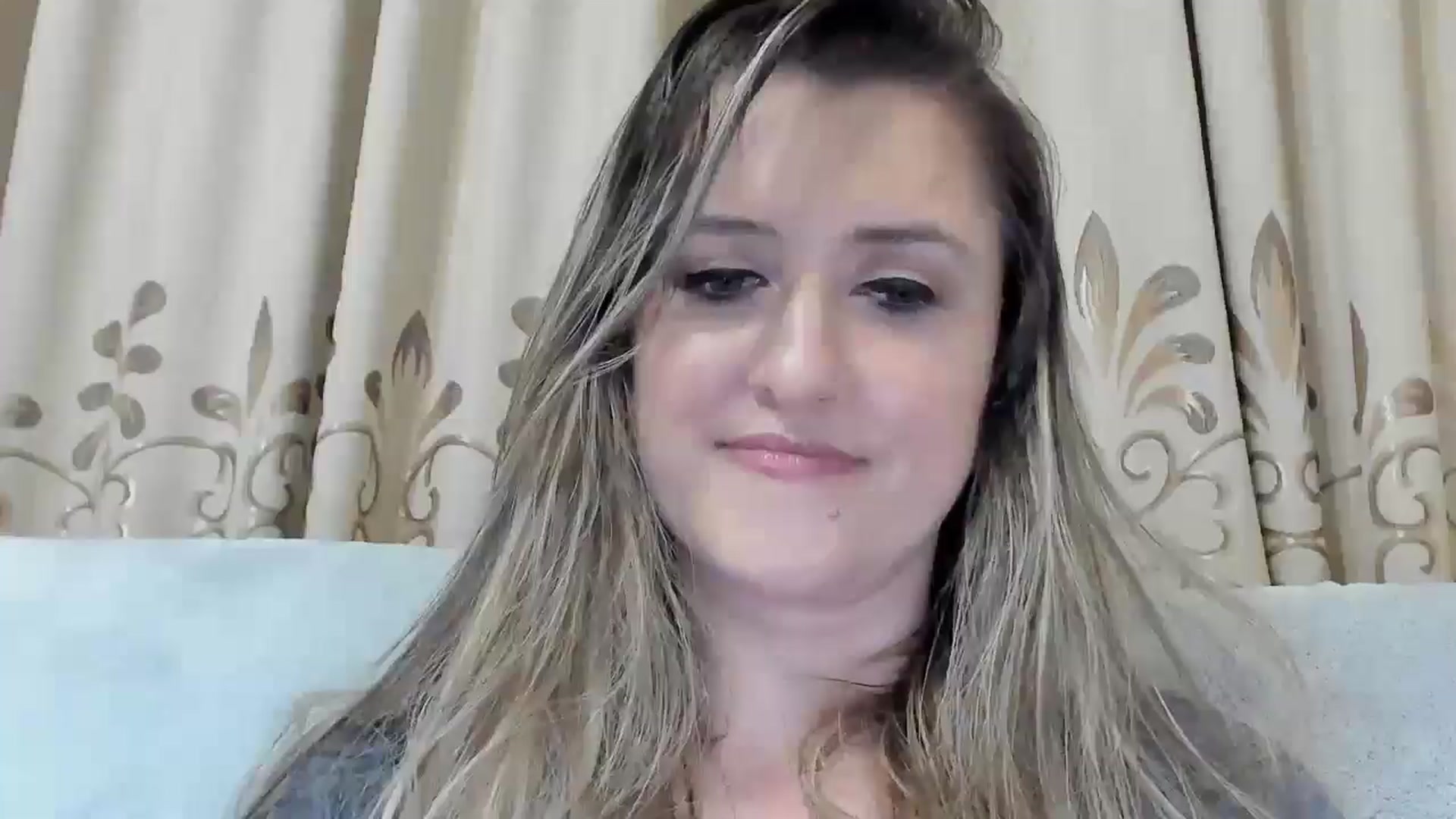 Gallery image thumbnail from BestDream's myfreecams stream on, 03/25/2026, 23:26 image 12 of 20