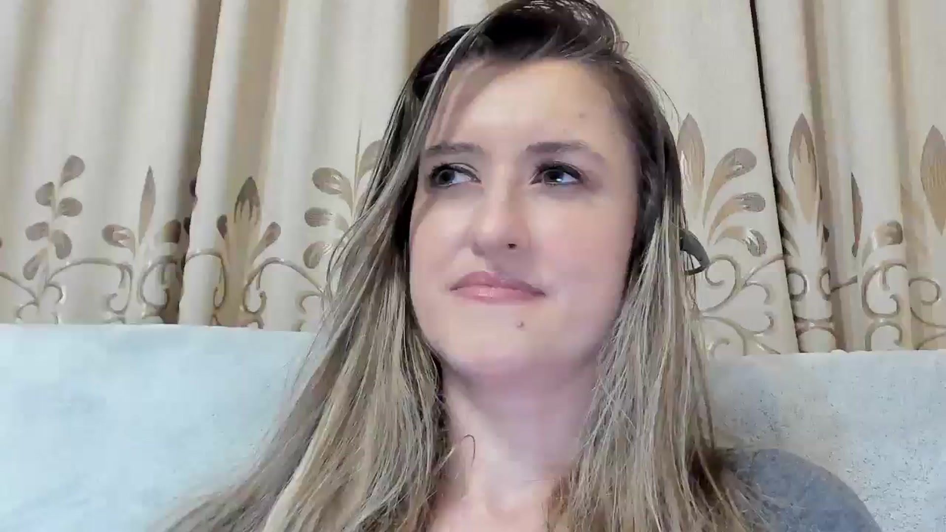 Gallery image thumbnail from BestDream's myfreecams stream on, 03/25/2026, 23:40 image 19 of 20