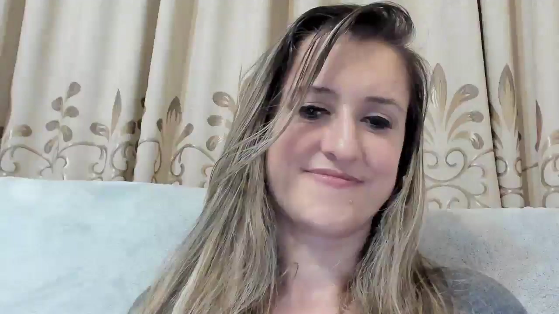 Gallery image thumbnail from BestDream's myfreecams stream on, 03/25/2026, 23:40 image 15 of 20