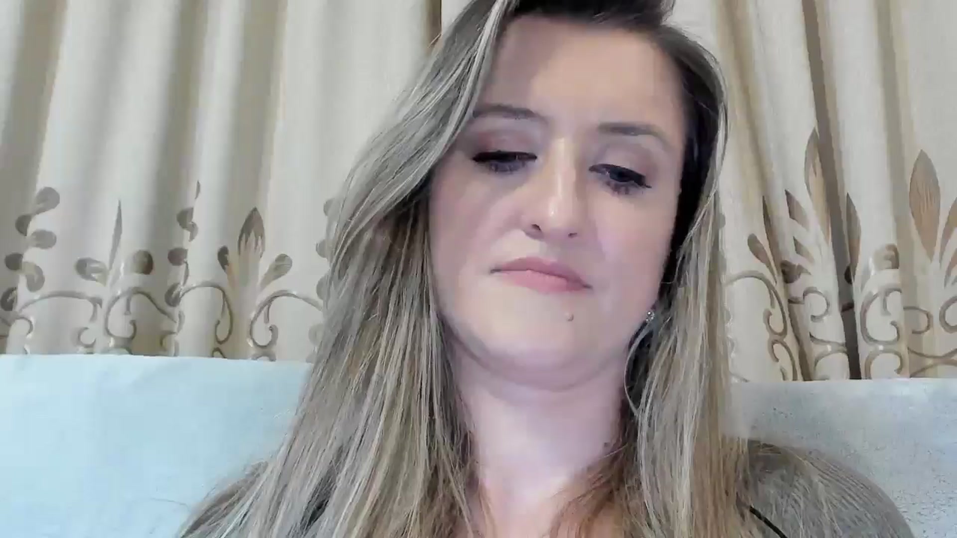Gallery image thumbnail from BestDream's myfreecams stream on, 03/26/2026, 23:50 image 11 of 20