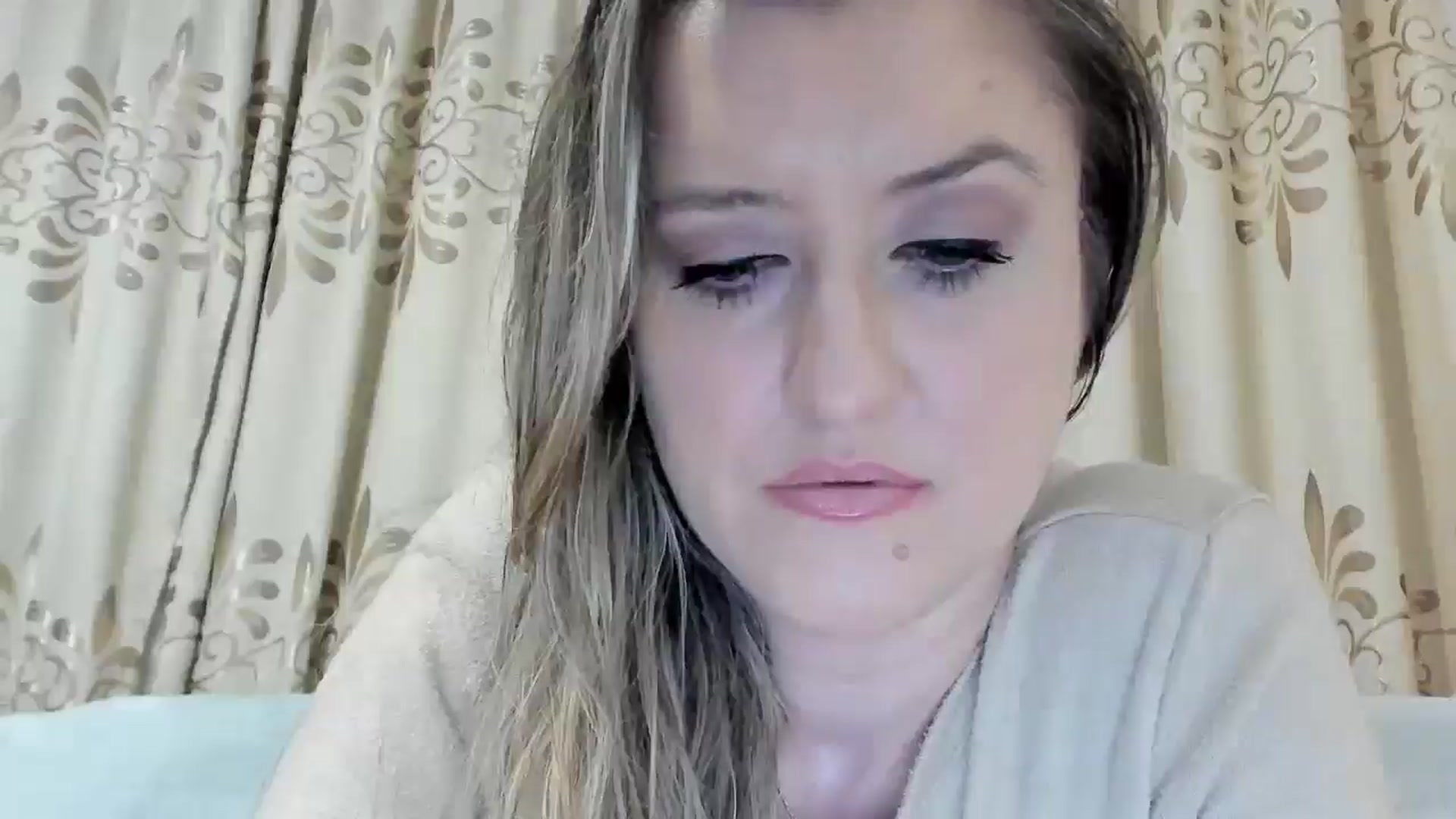 Gallery image thumbnail from BestDream's myfreecams stream on, 03/29/2026, 24:07 image 3 of 20