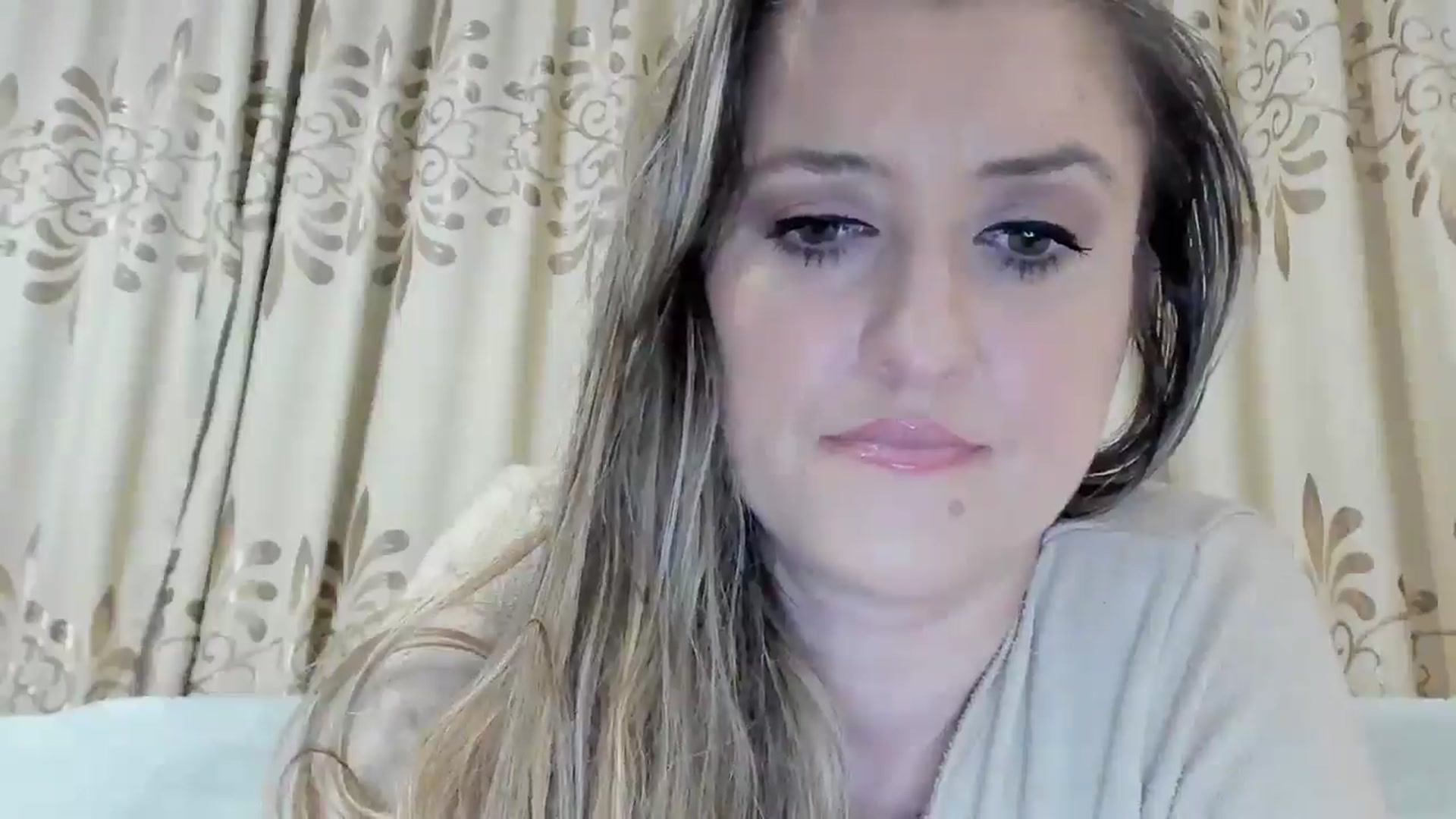 Gallery image thumbnail from BestDream's myfreecams stream on, 03/29/2026, 24:07 image 7 of 20