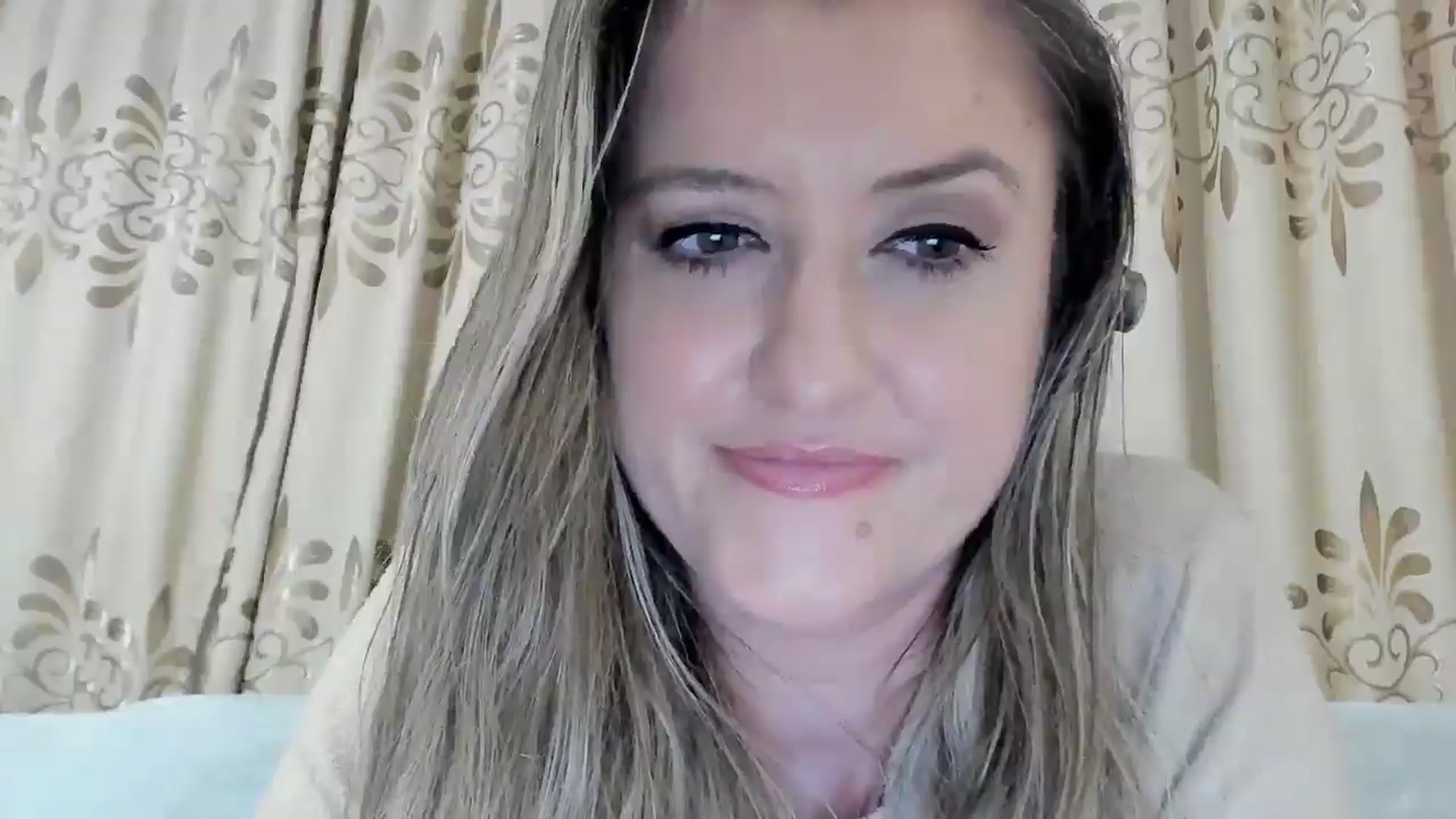 Gallery image thumbnail from BestDream's myfreecams stream on, 03/29/2026, 24:58 image 15 of 20