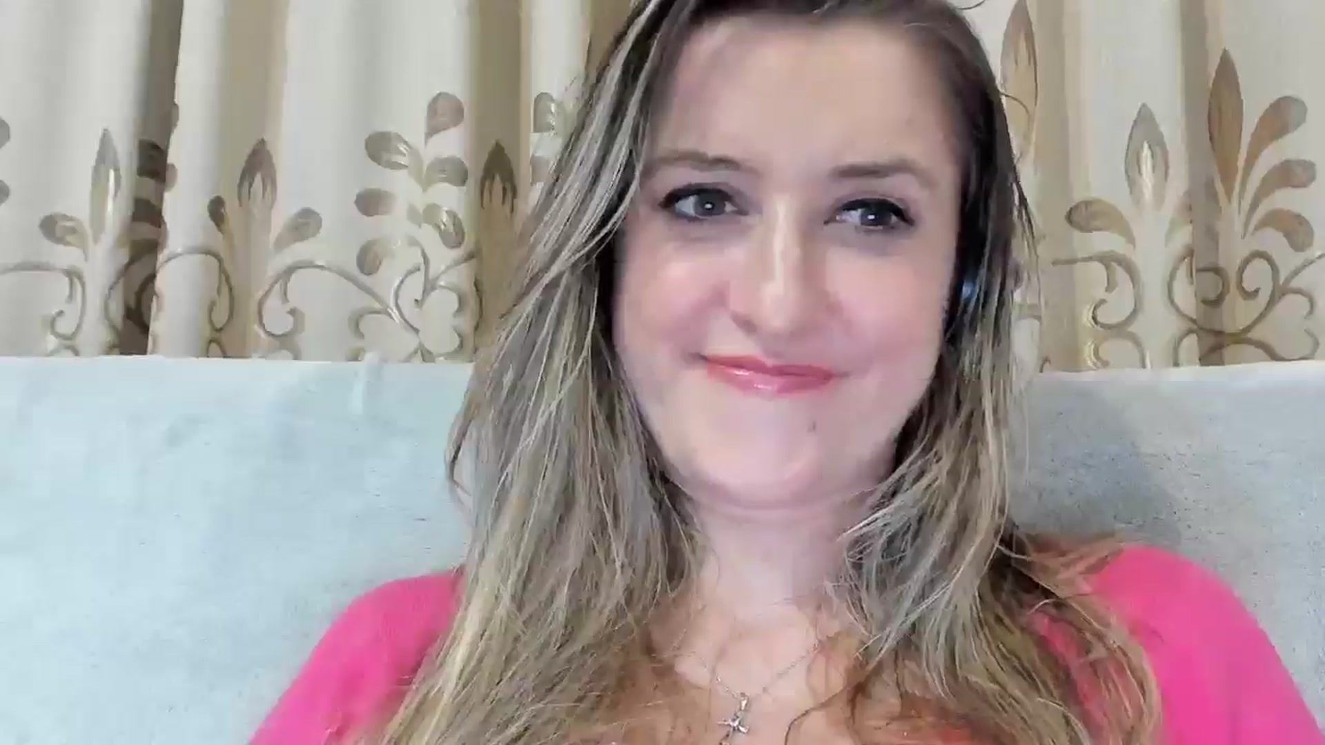 Gallery image thumbnail from BestDream's myfreecams stream on, 04/04/2026, 23:20 image 10 of 20
