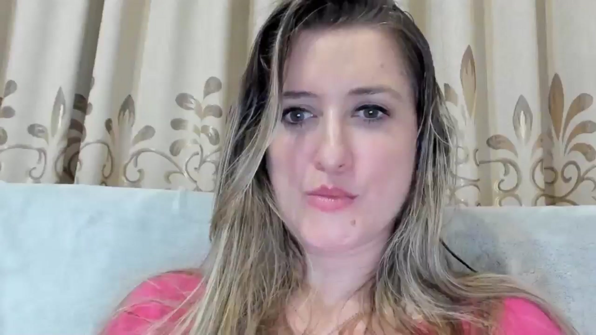 Gallery image thumbnail from BestDream's myfreecams stream on, 04/05/2026, 24:18 image 13 of 20