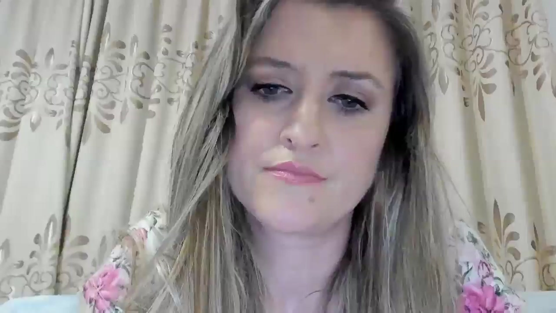 Gallery image thumbnail from BestDream's myfreecams stream on, 04/05/2026, 23:53 image 5 of 20