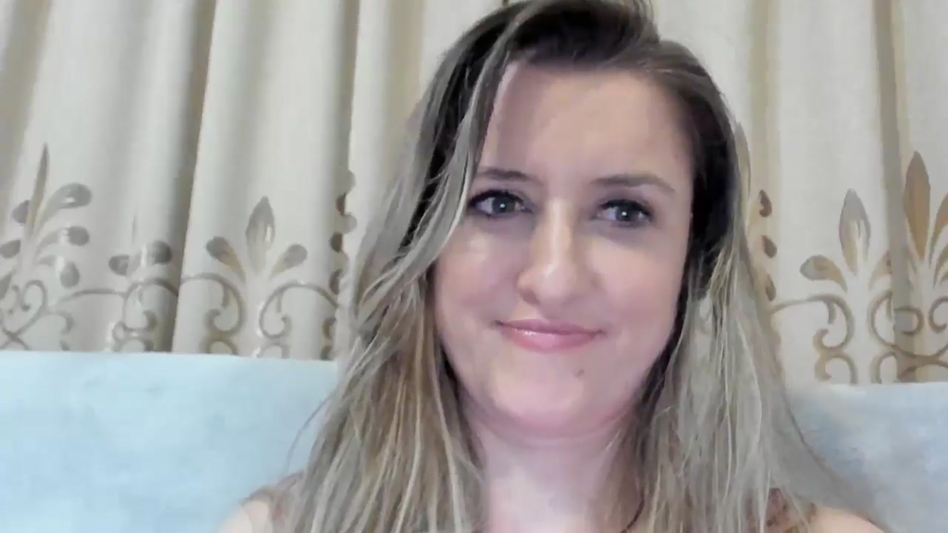 Gallery image thumbnail from BestDream's myfreecams stream on, 04/07/2026, 24:05 image 17 of 20