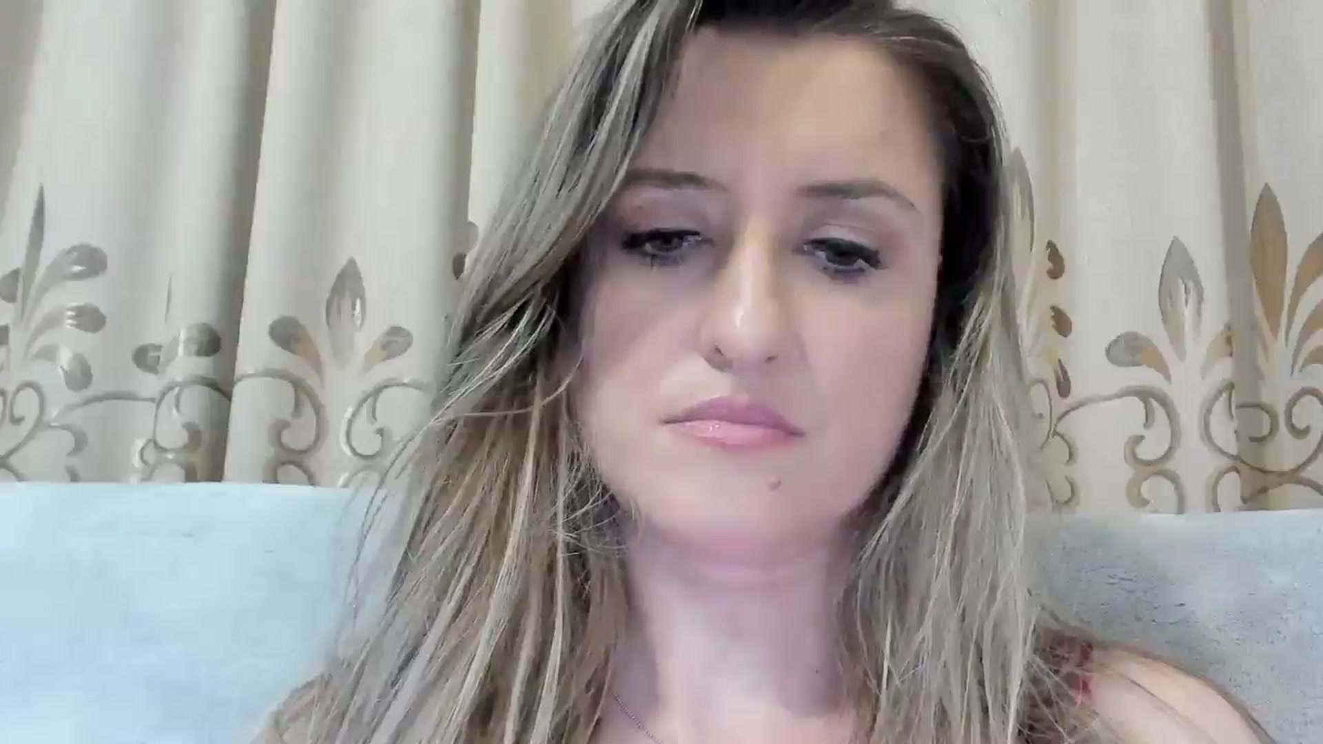 Gallery image thumbnail from BestDream's myfreecams stream on, 04/07/2026, 24:05 image 11 of 20