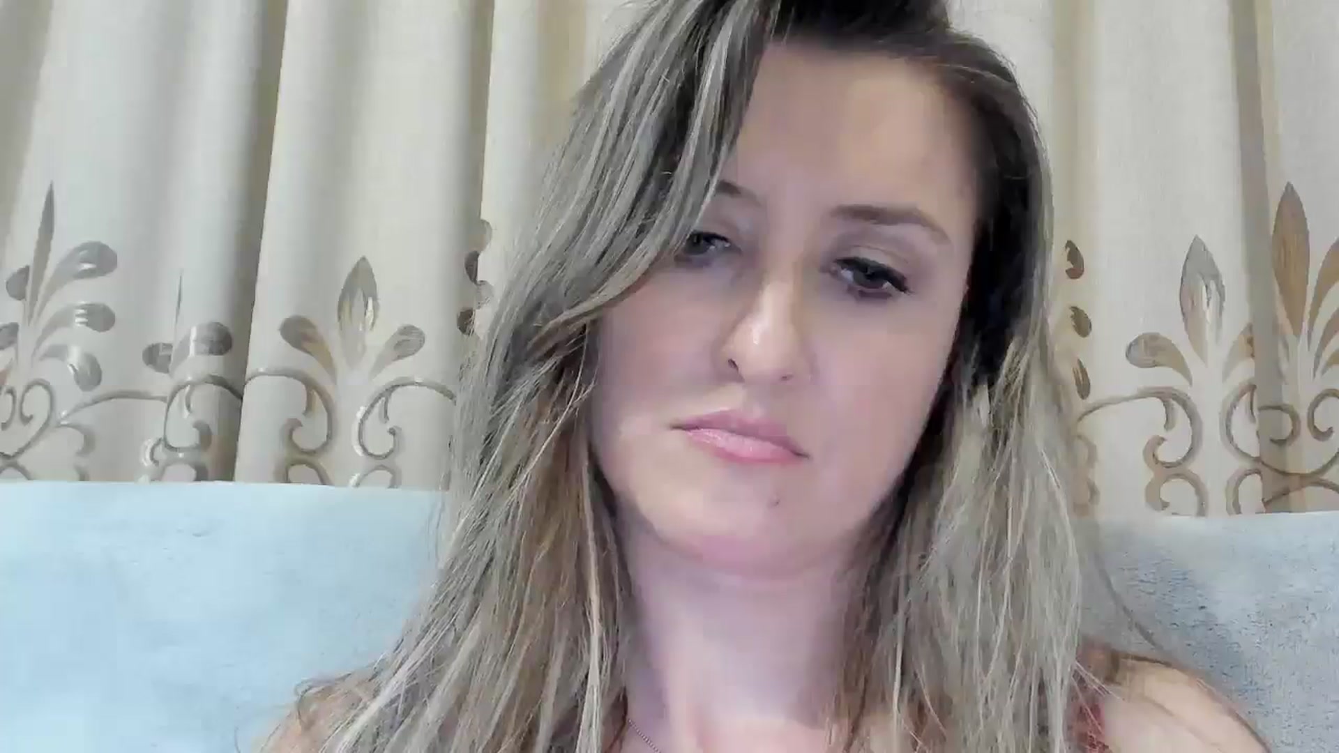 Gallery image thumbnail from BestDream's myfreecams stream on, 04/07/2026, 24:05 image 12 of 20