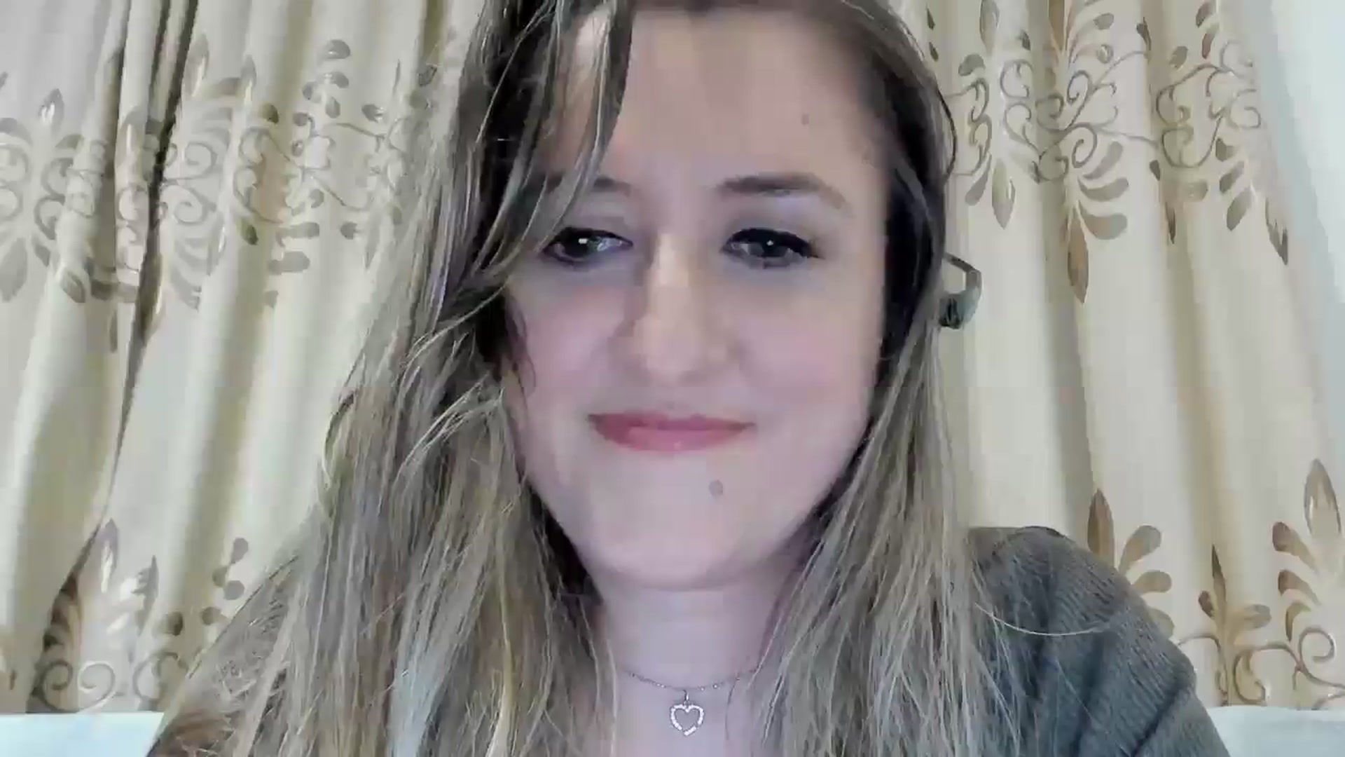 Gallery image thumbnail from BestDream's myfreecams stream on, 04/07/2026, 23:20 image 11 of 20