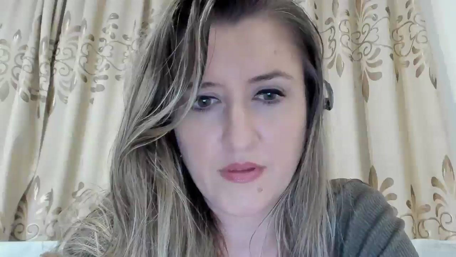 Gallery image thumbnail from BestDream's myfreecams stream on, 04/07/2026, 23:20 image 3 of 20