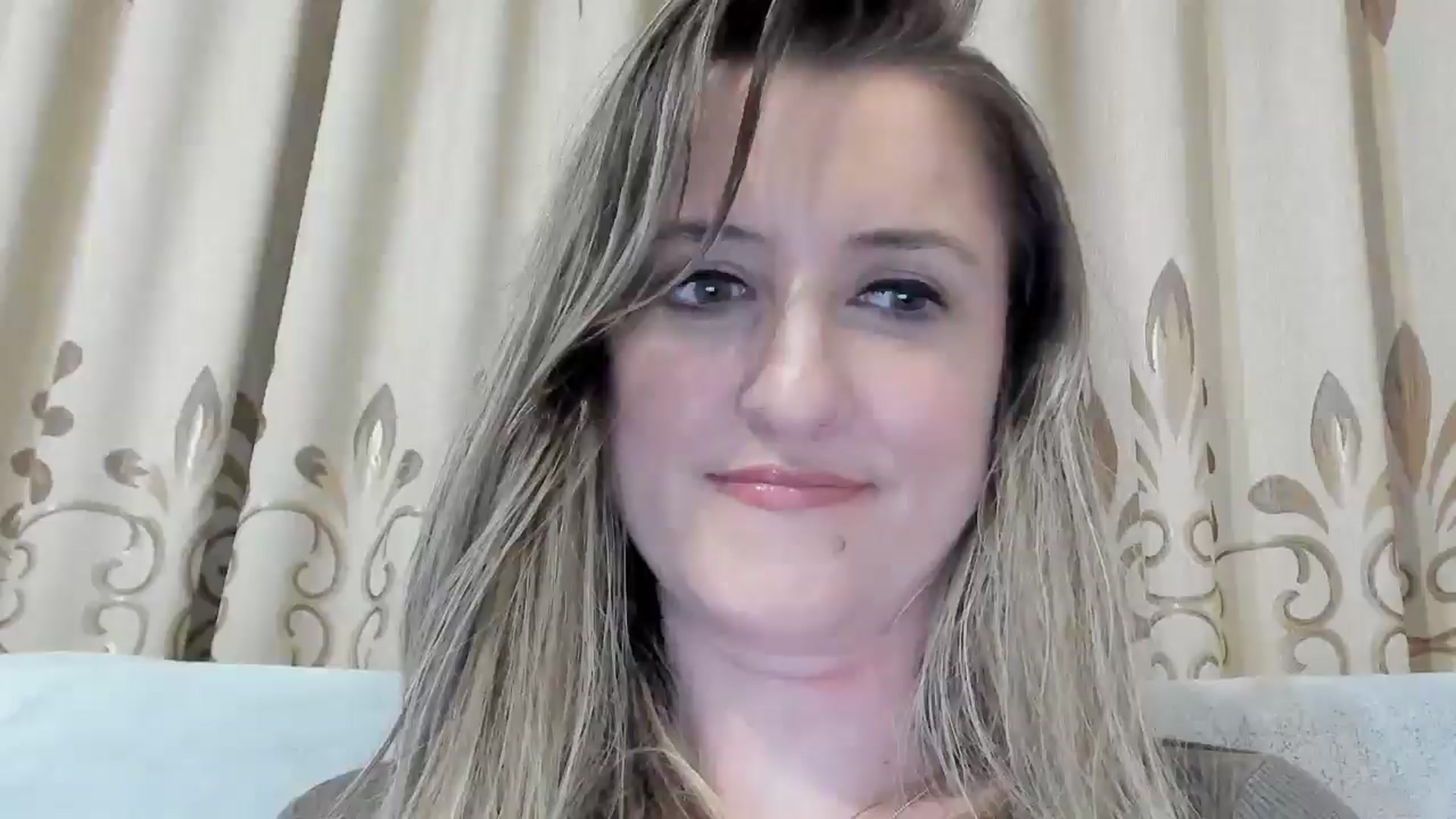 Gallery image thumbnail from BestDream's myfreecams stream on, 04/08/2026, 24:29 image 12 of 20