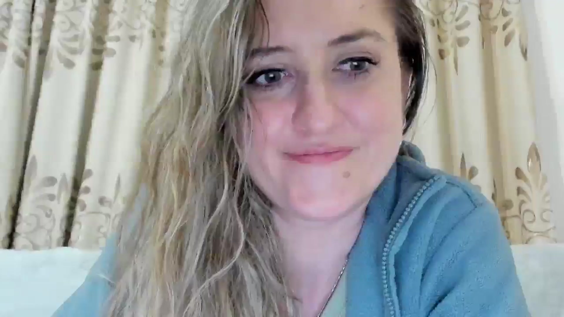 Gallery image thumbnail from BestDream's myfreecams stream on, 04/18/2026, 24:24 image 10 of 20